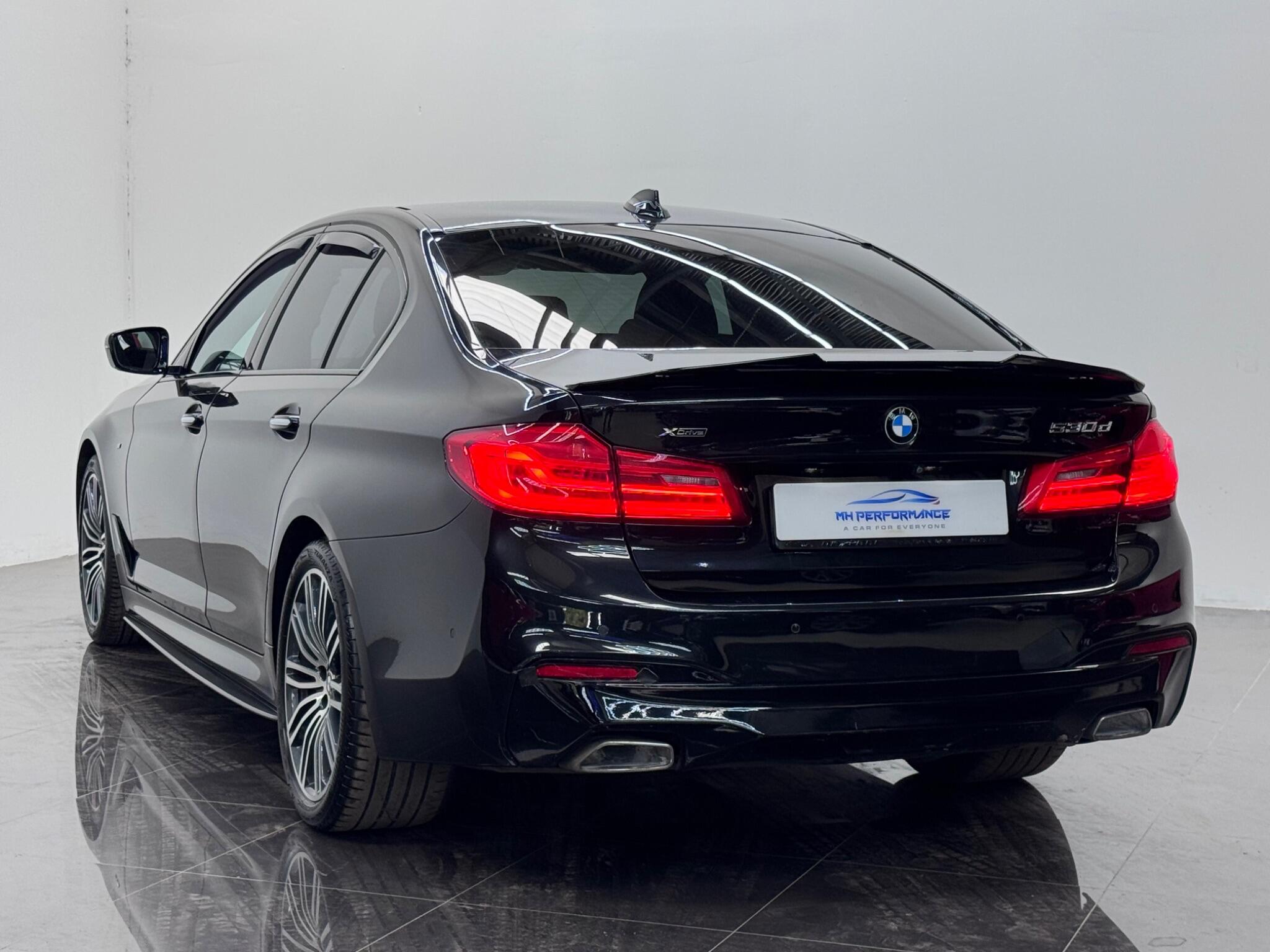 BMW 5 Series view 62