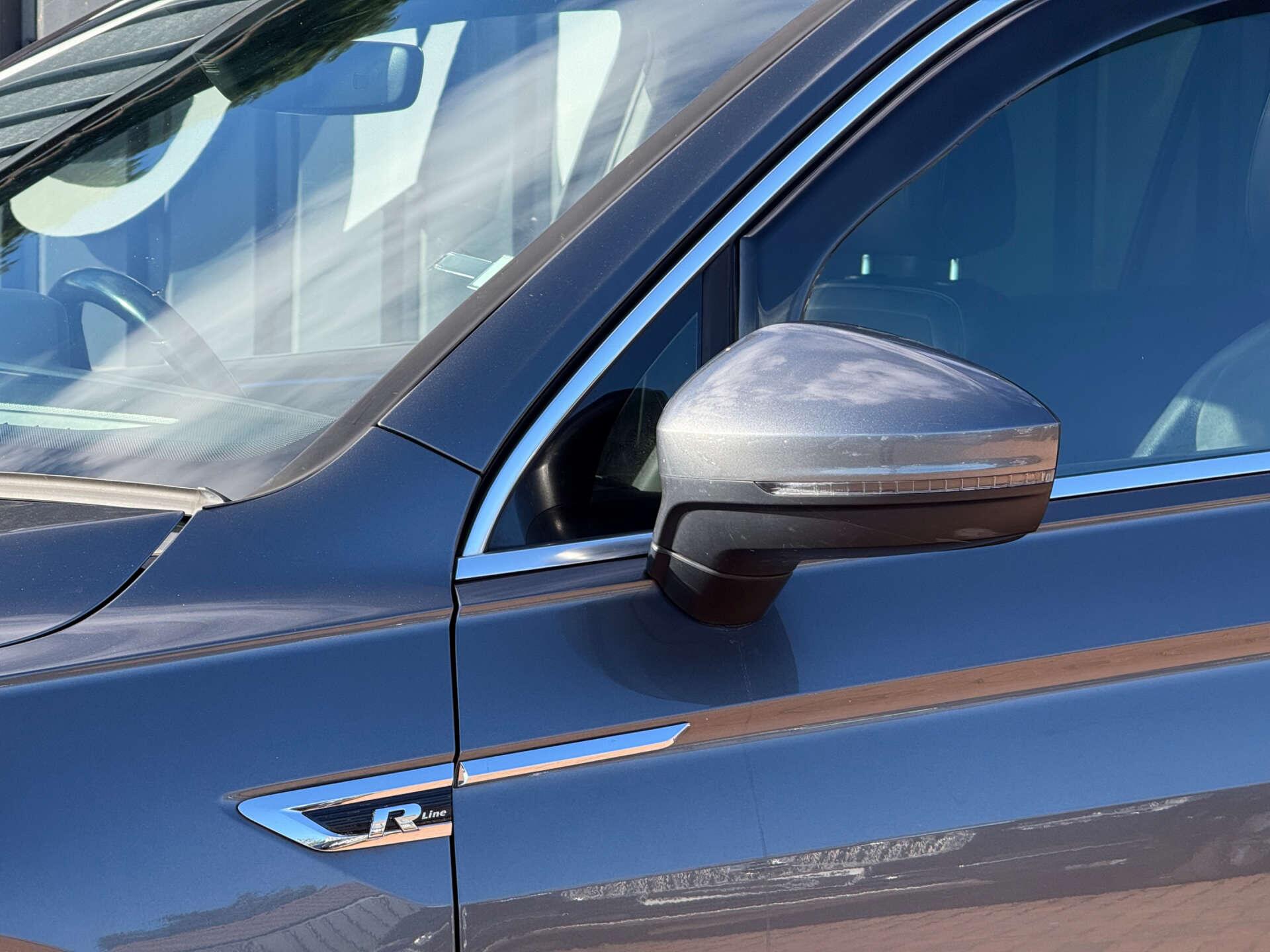 Volkswagen Tiguan view 6