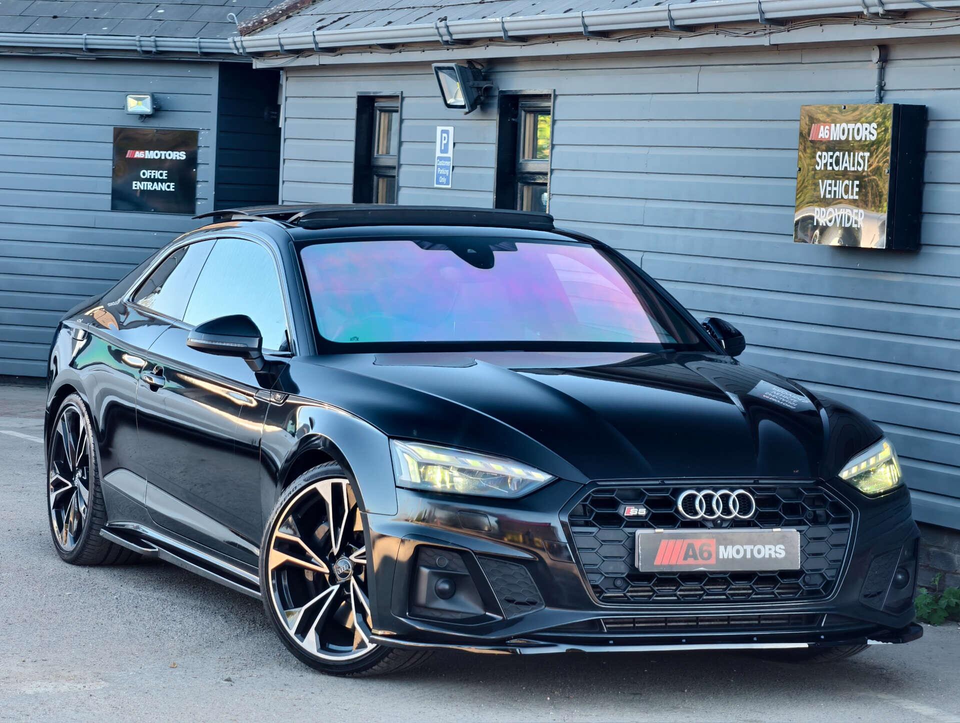 Audi S5 view 6