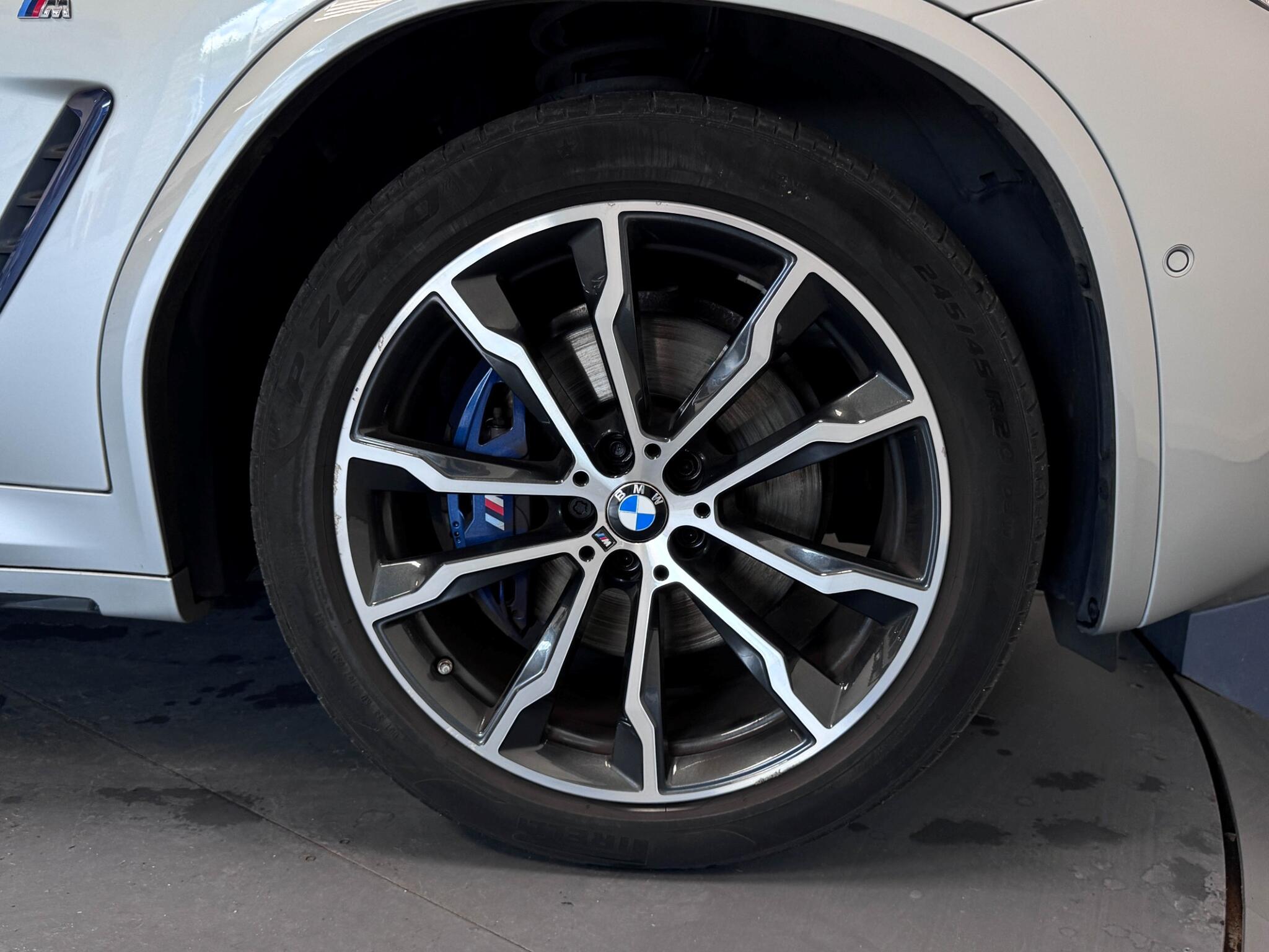 BMW X4 view 70