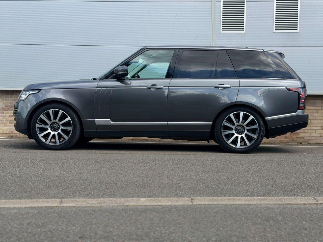 Land Rover Range Rover view 6