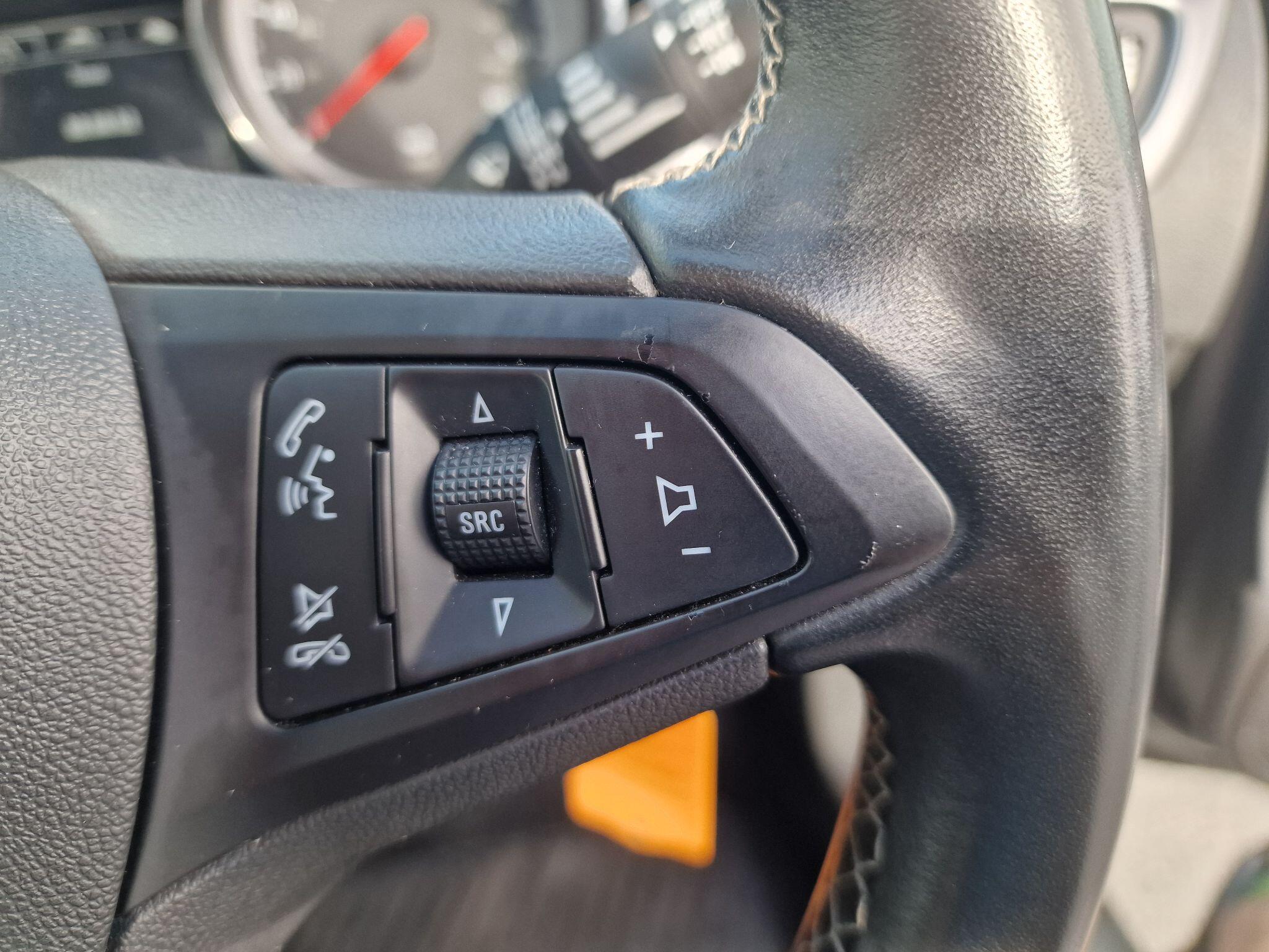 Vauxhall Astra view 26