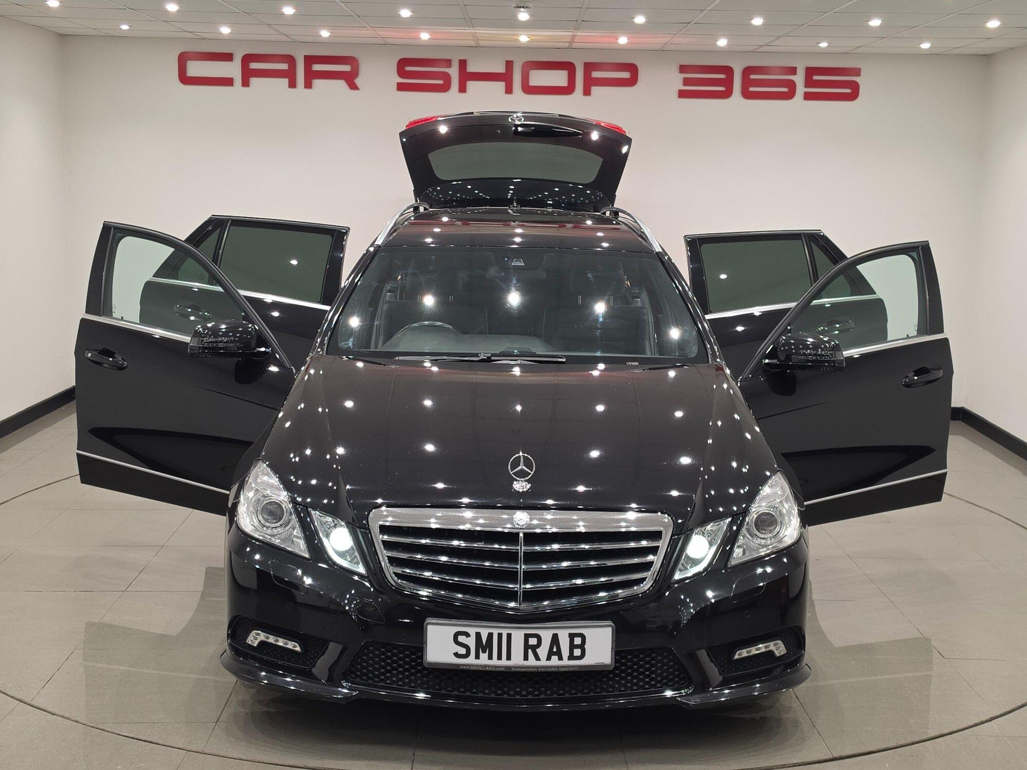 Mercedes-Benz E-Class view 44