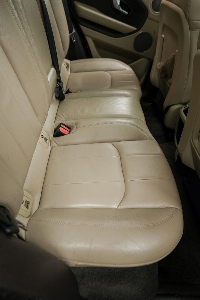 Land Rover Range Rover Evoque view 9