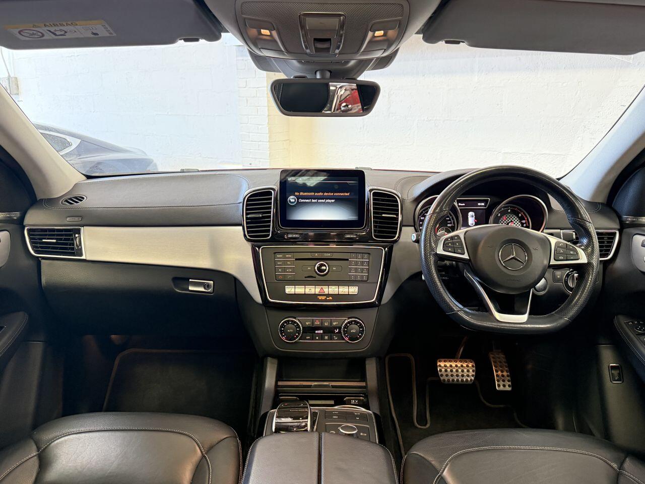 Mercedes-Benz Gle view 32