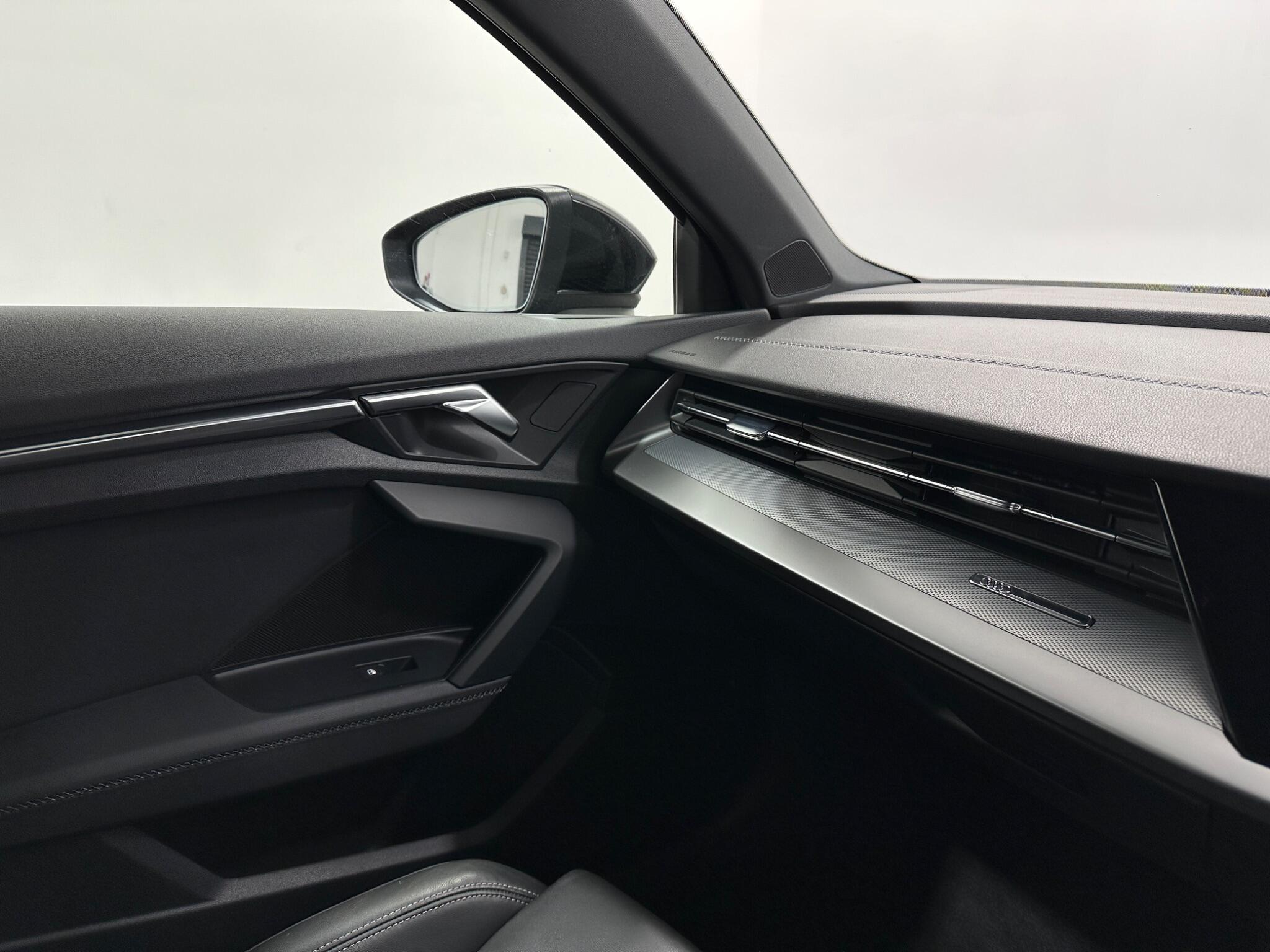 Audi A3 view 25