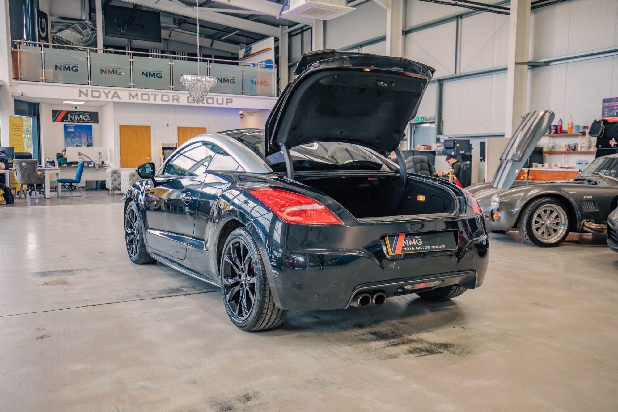 Peugeot RCZ view 28