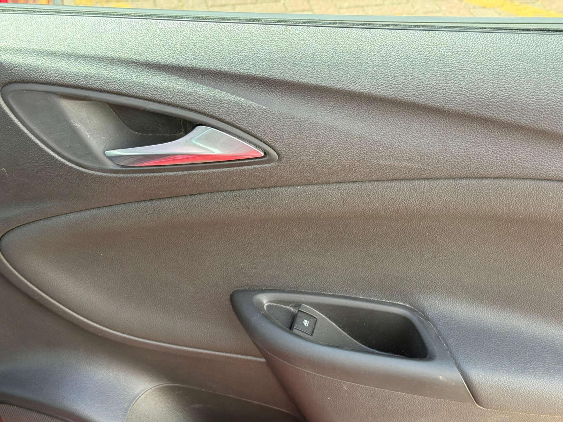 Vauxhall Astra view 39