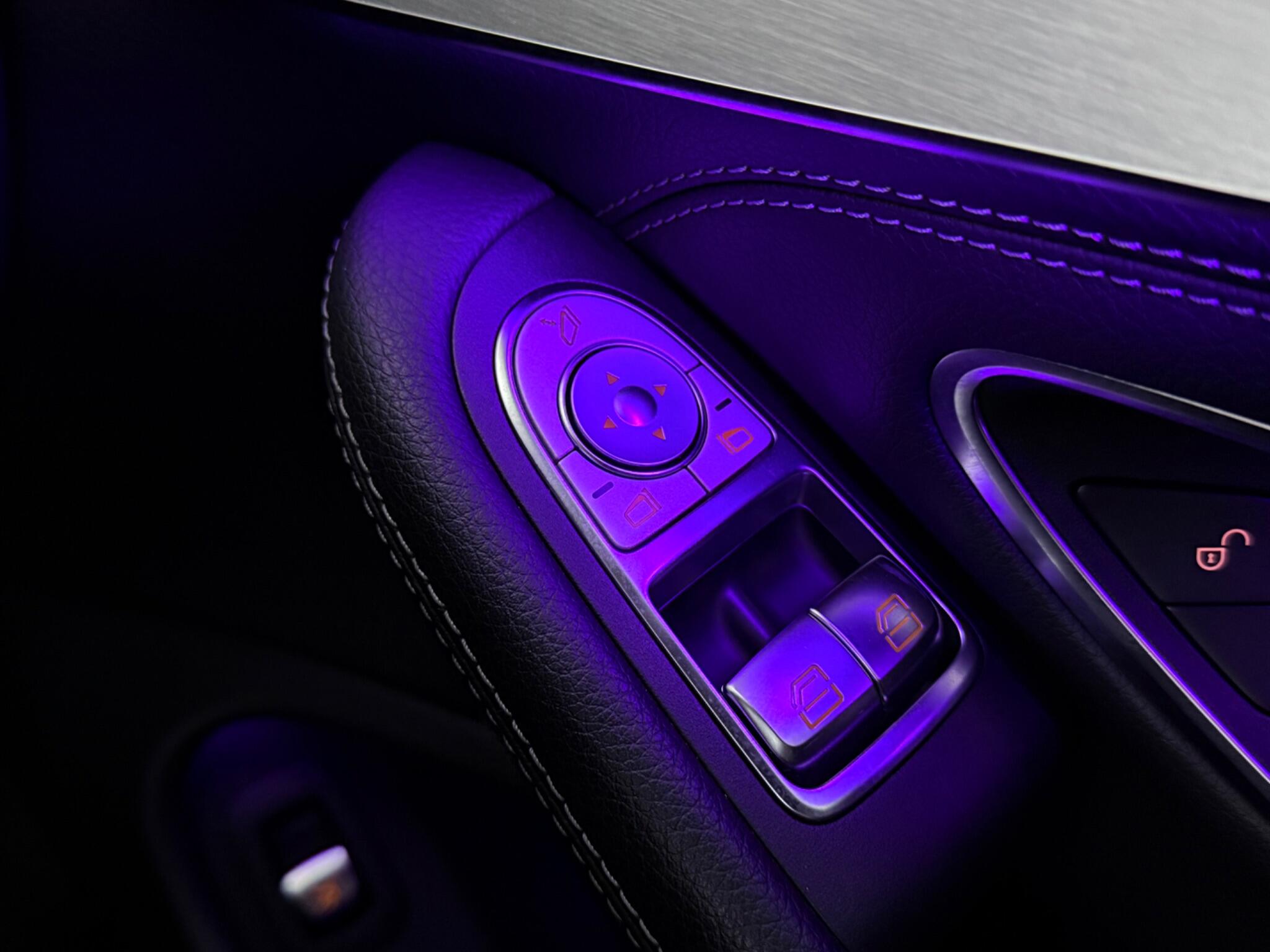 Mercedes-Benz C-Class view 20