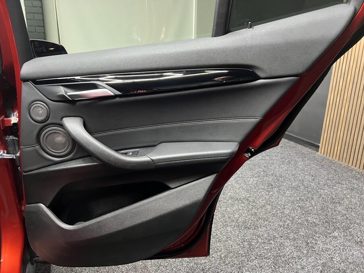 BMW X2 view 40