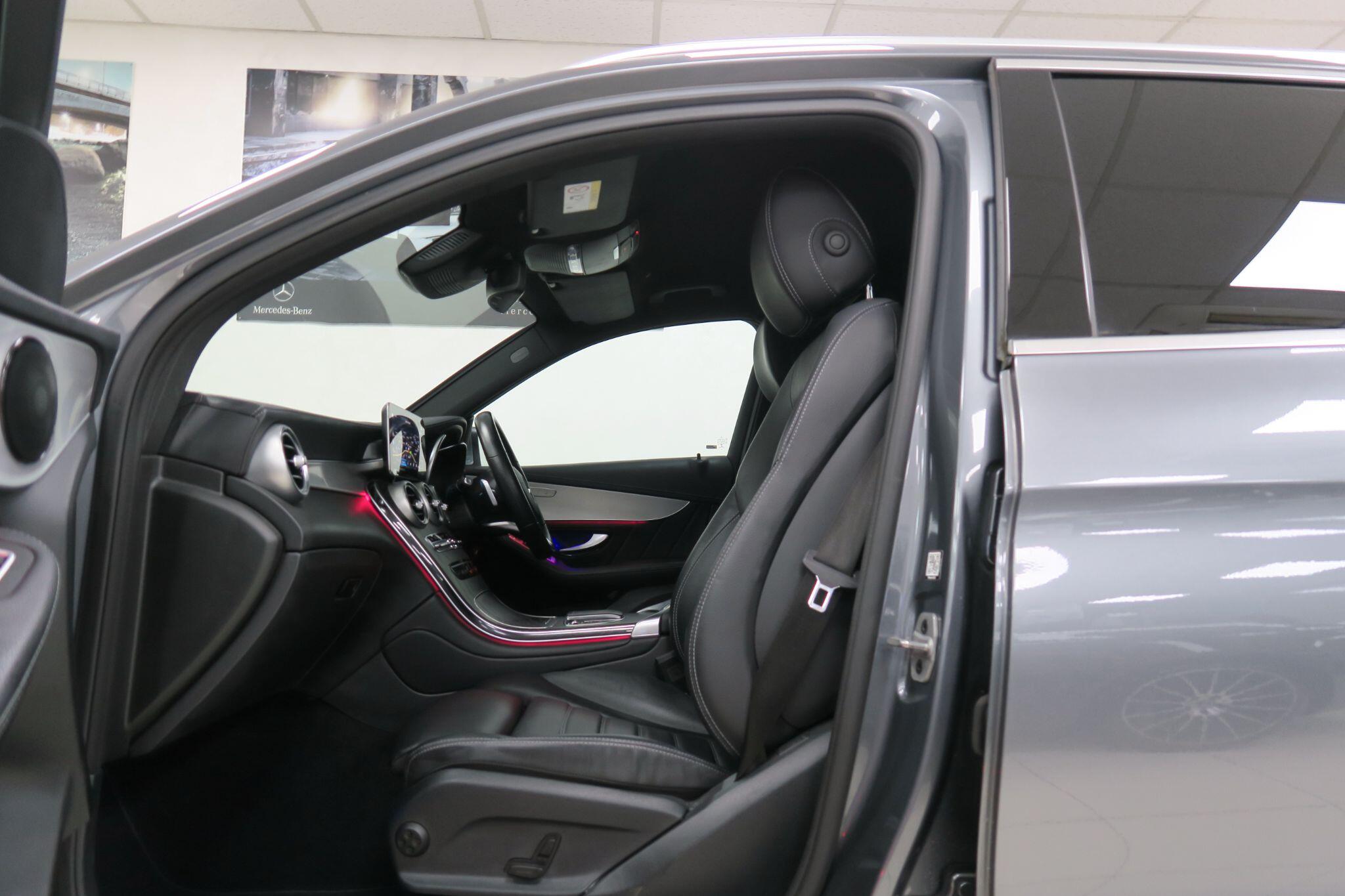 Mercedes-Benz GLC view 7