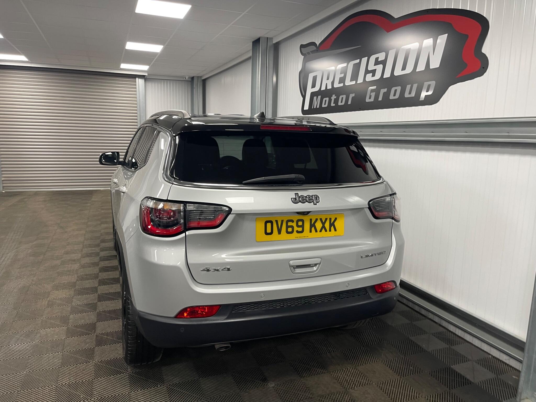 Jeep Compass view 18