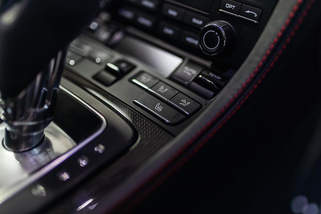 Porsche Cayman view 24