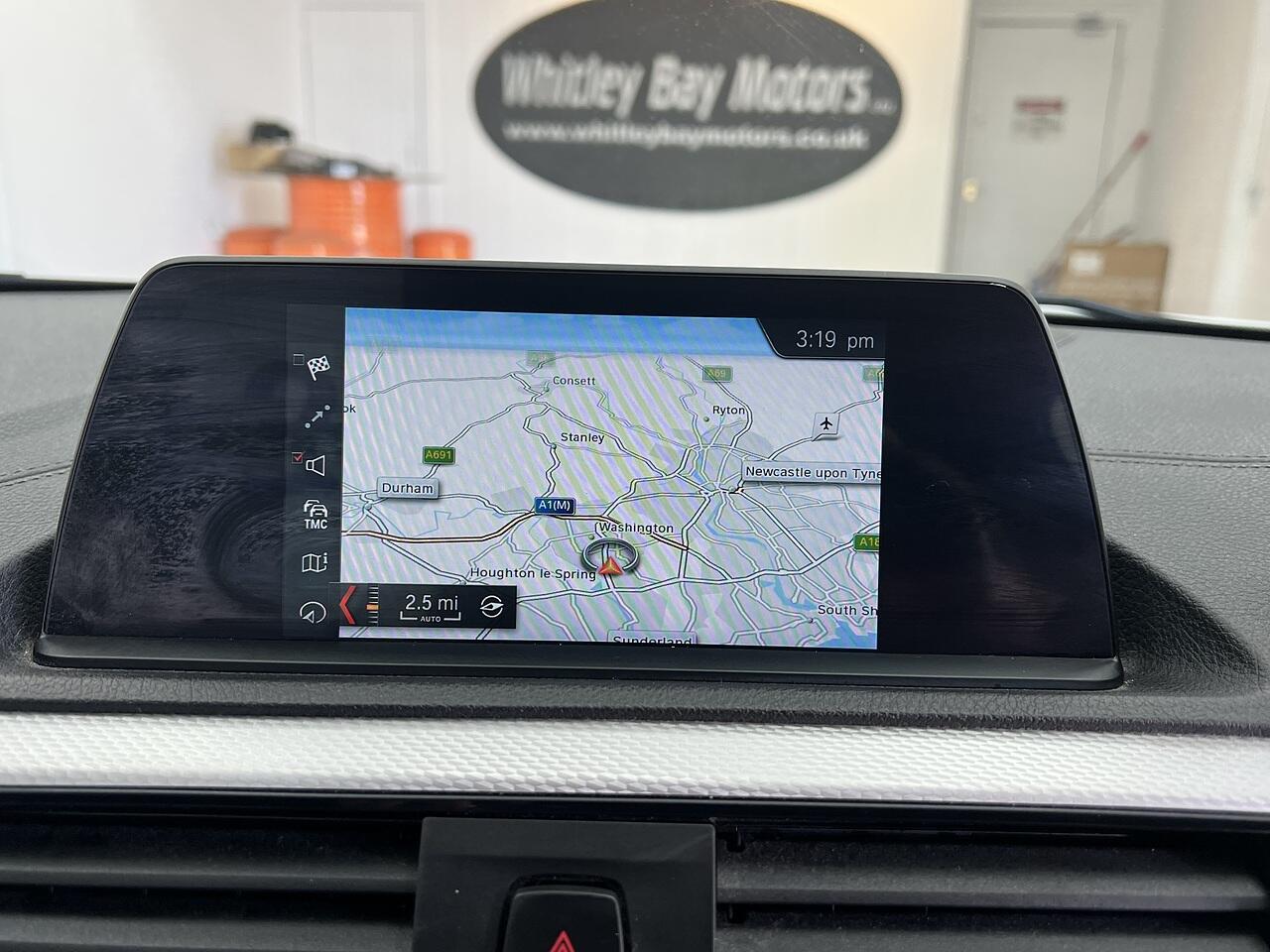 BMW 1 Series view 11