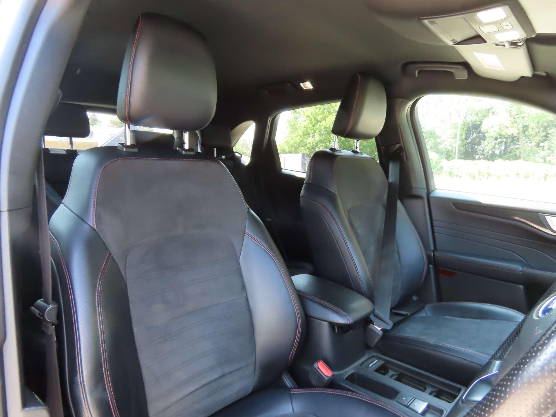 Ford Kuga view 8