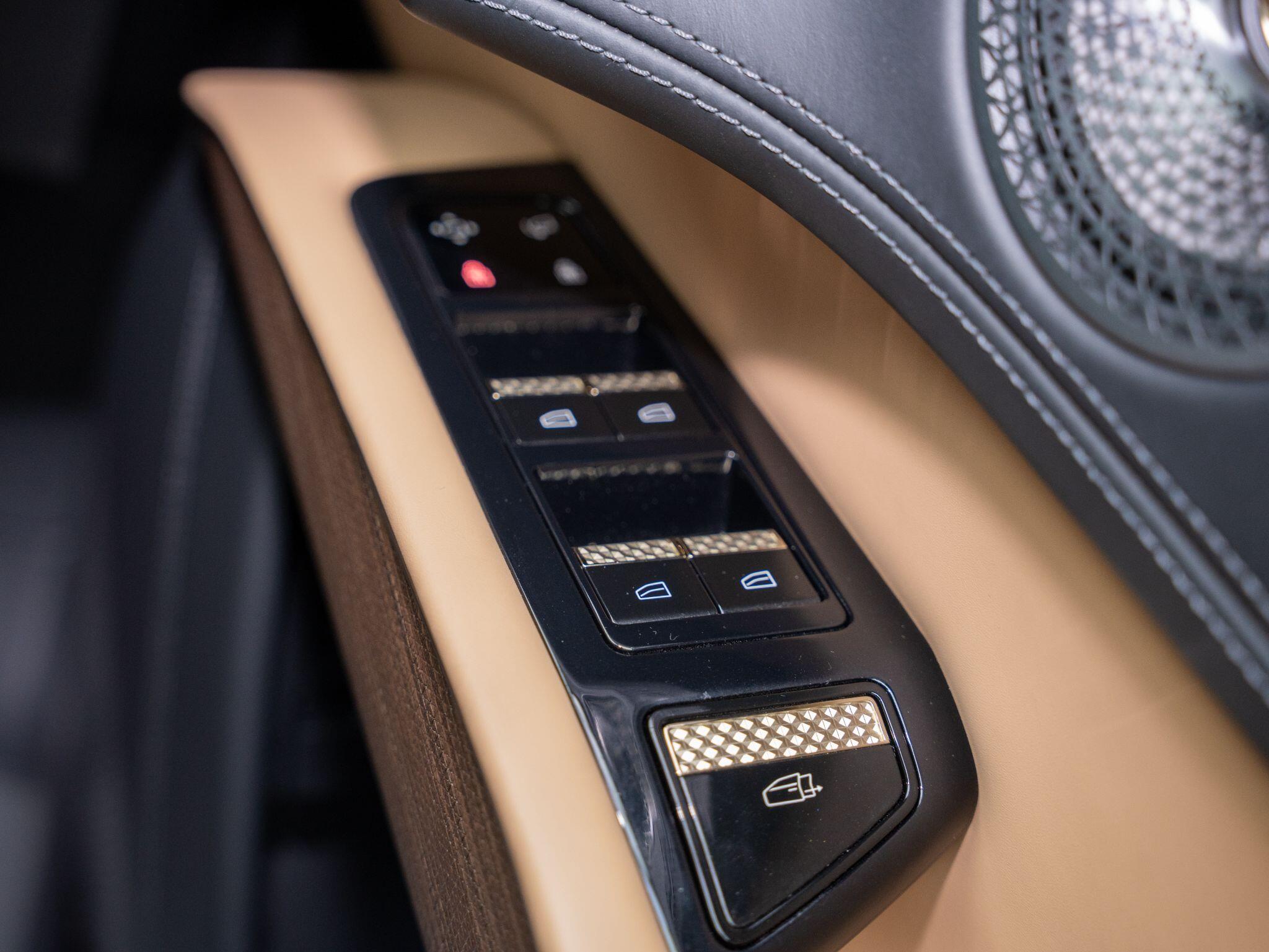 Lotus Eletre view 31