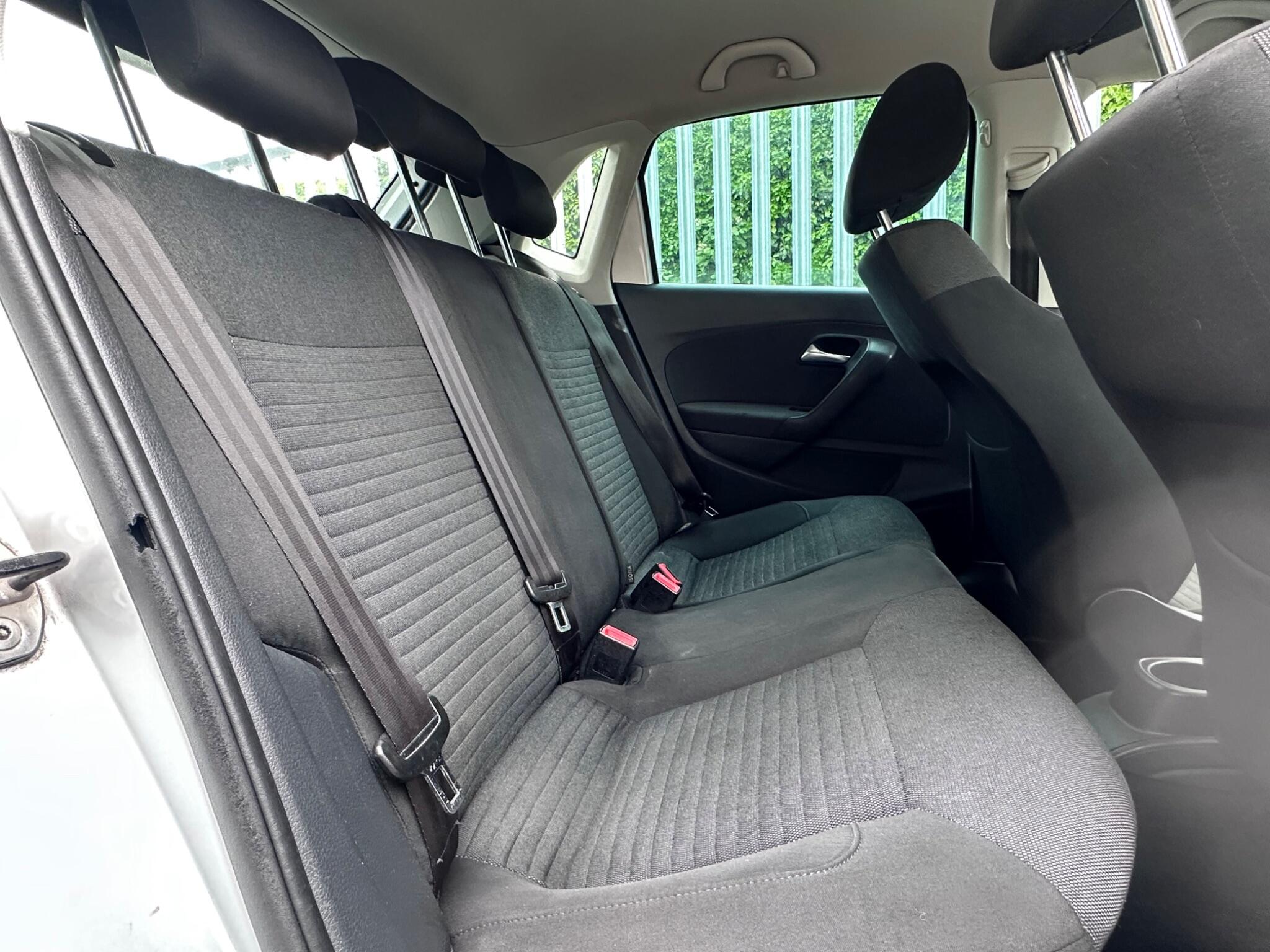 2011 Volkswagen Polo image 22