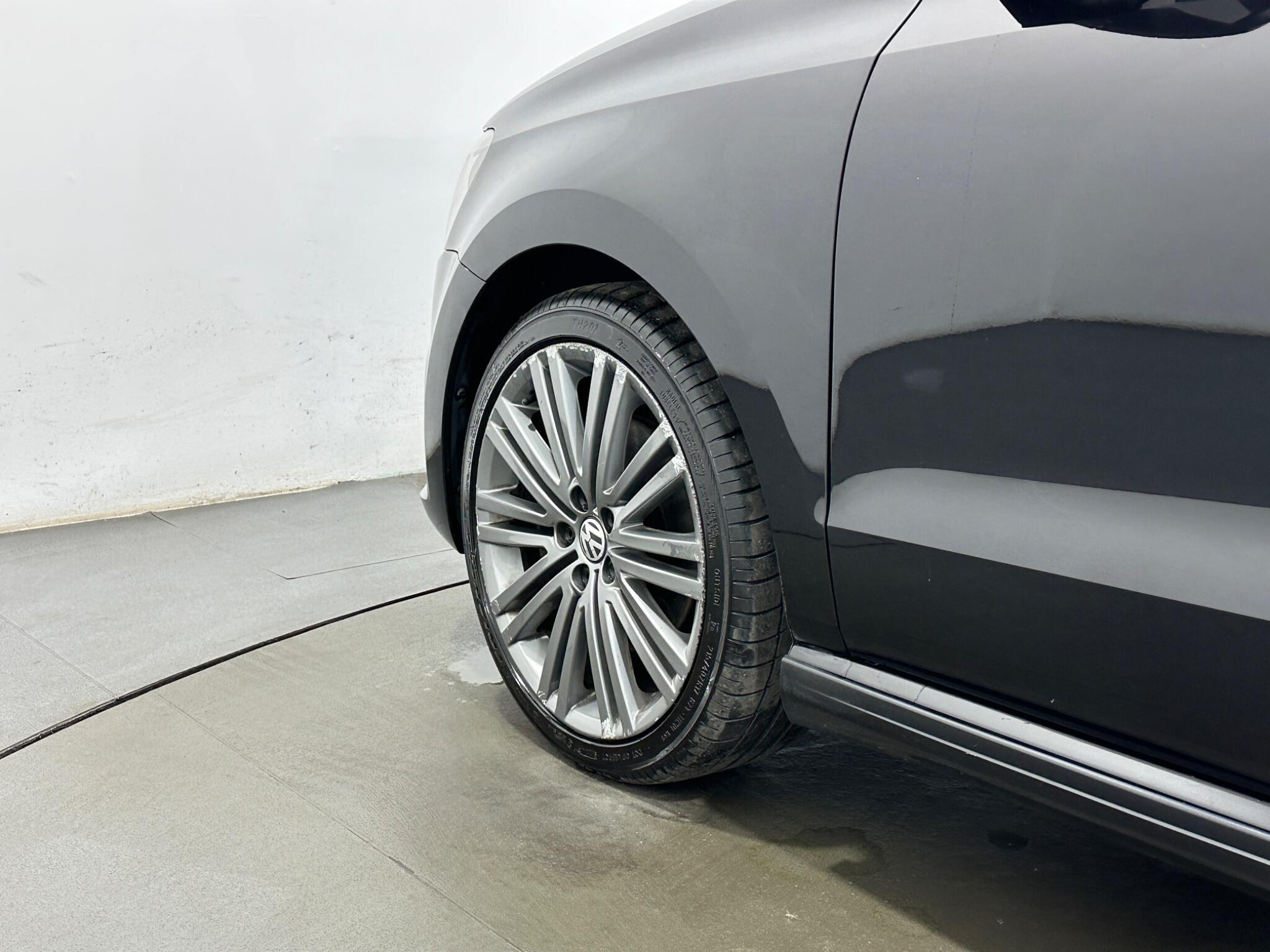Volkswagen Polo view 48