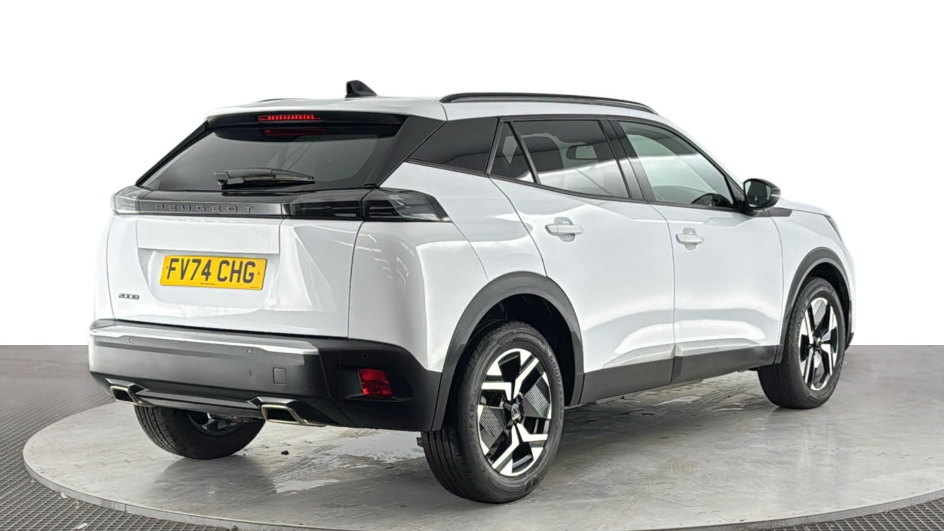 Peugeot 2008 view 4