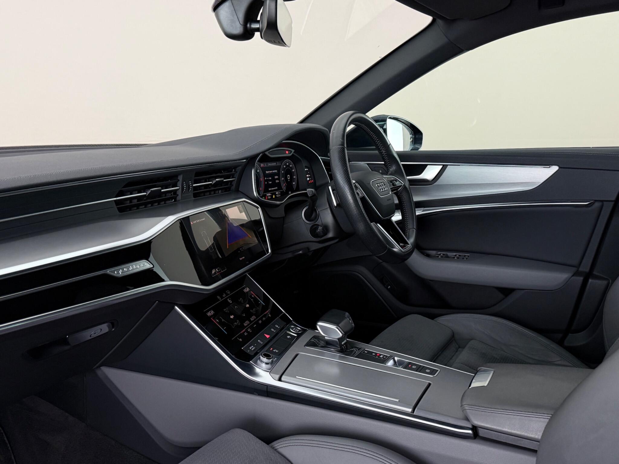 Audi A6 view 4