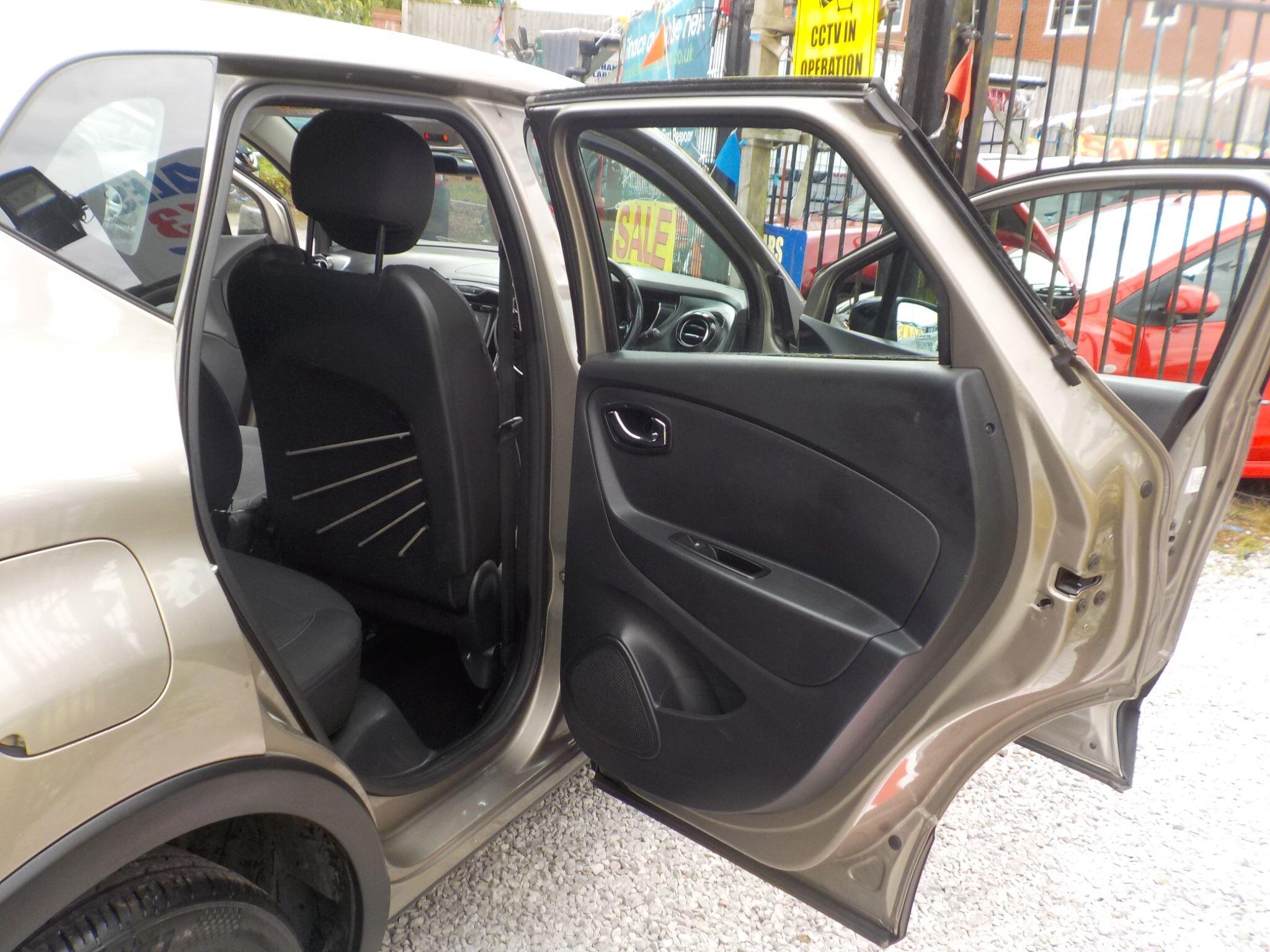 Renault Captur 0.9 TCe ENERGY Dynamique Nav Euro 6 (s/s) 5dr