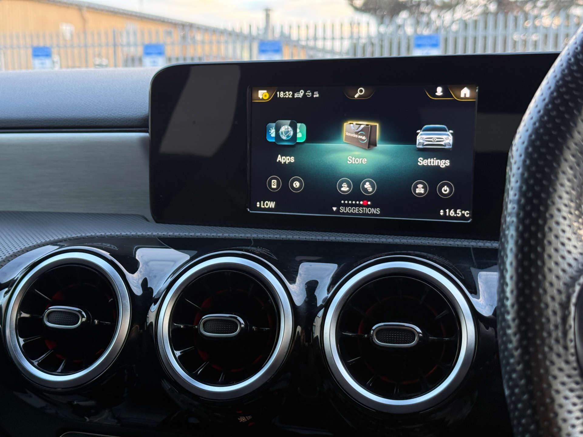 Mercedes-Benz A-Class view 73