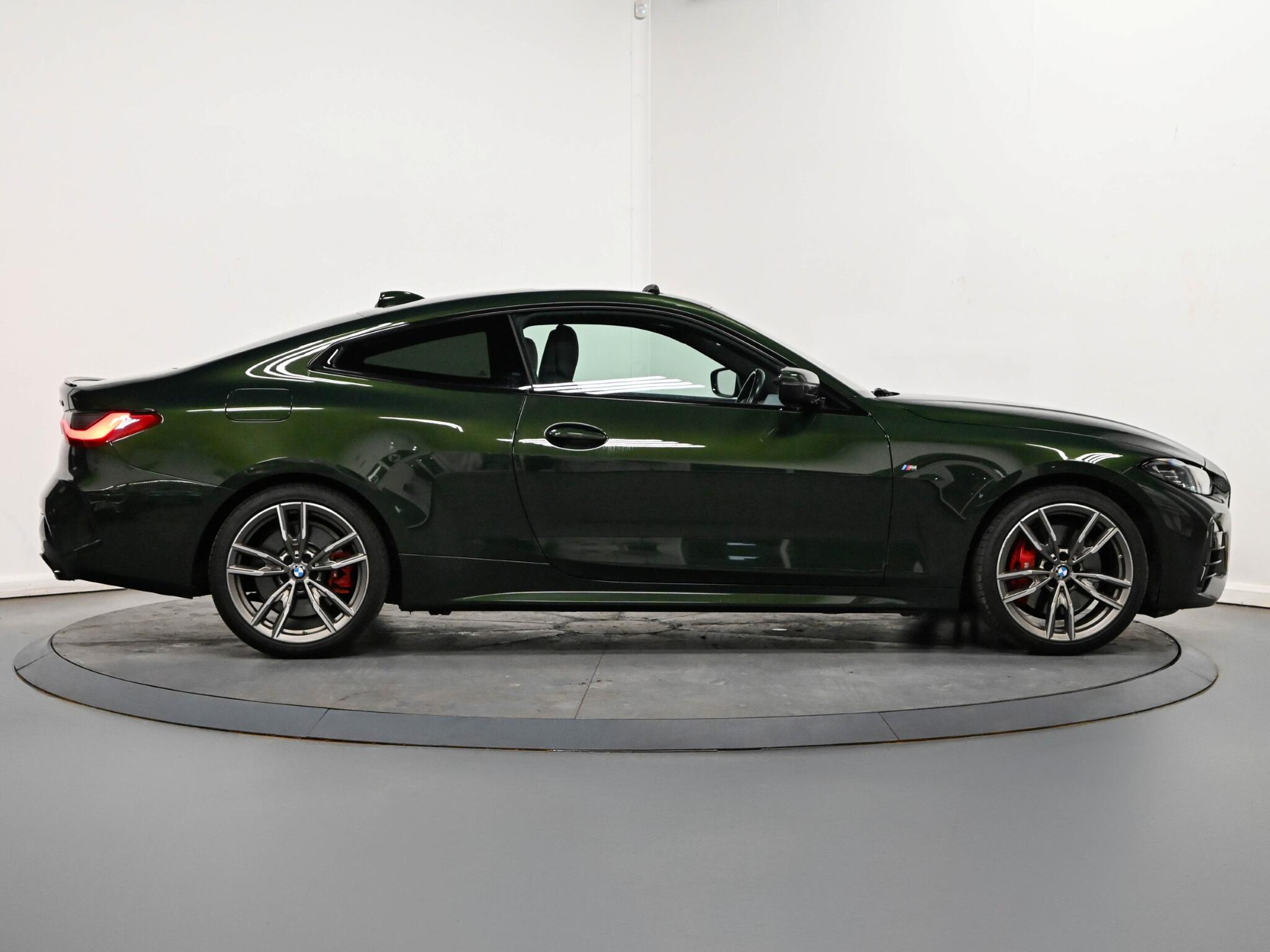 BMW 4 Series view 21