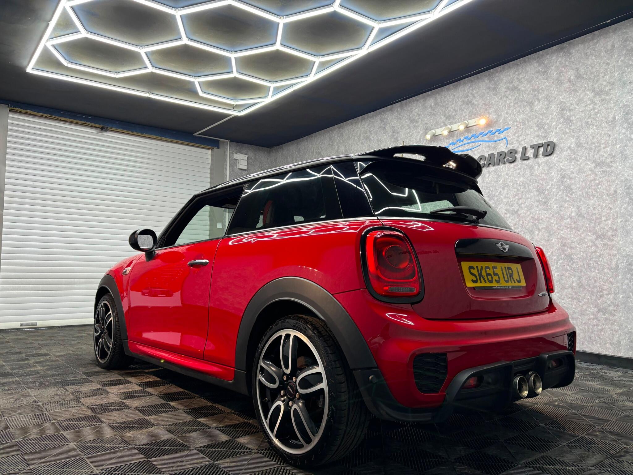 Mini Cooper view 4
