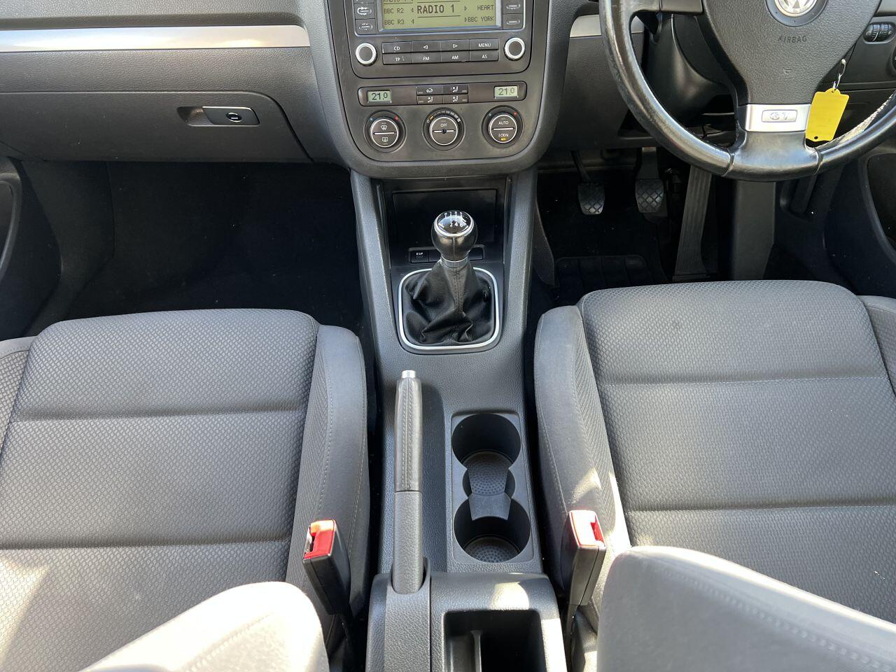 Volkswagen Golf view 28