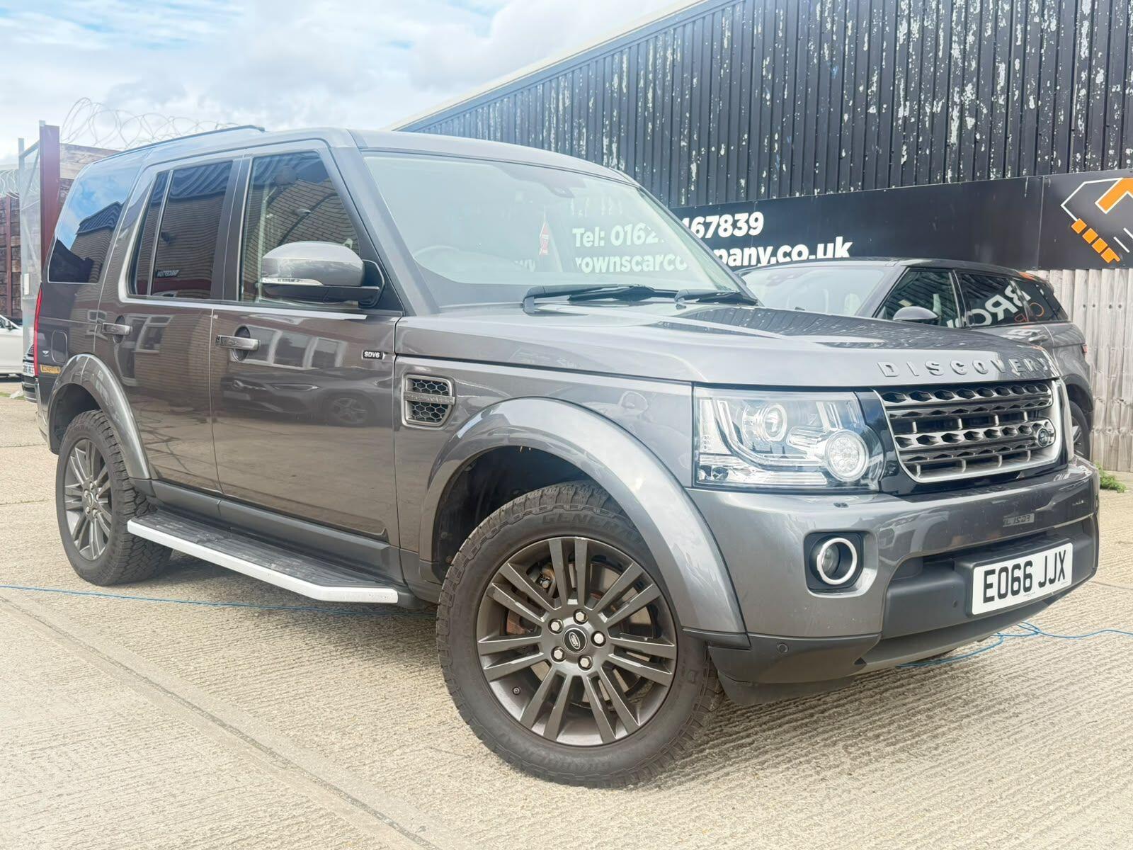 2016 Land Rover Discovery in Grey for sale