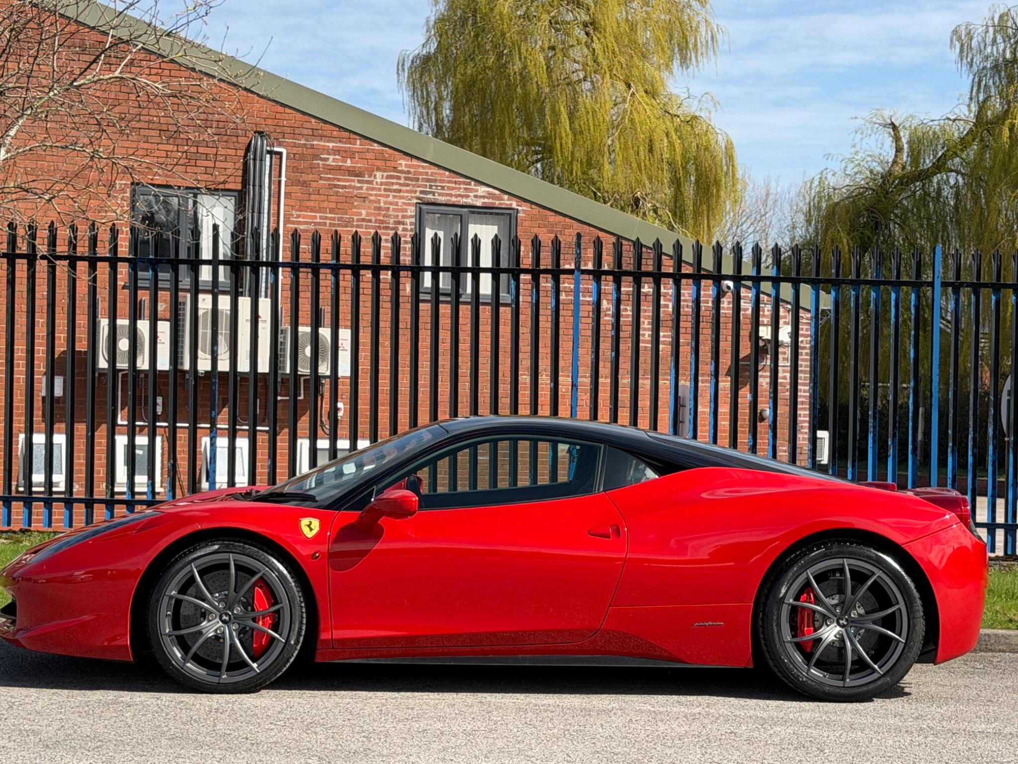 Ferrari 458 view 12
