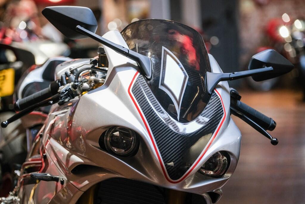 Norton V4 SV view 15