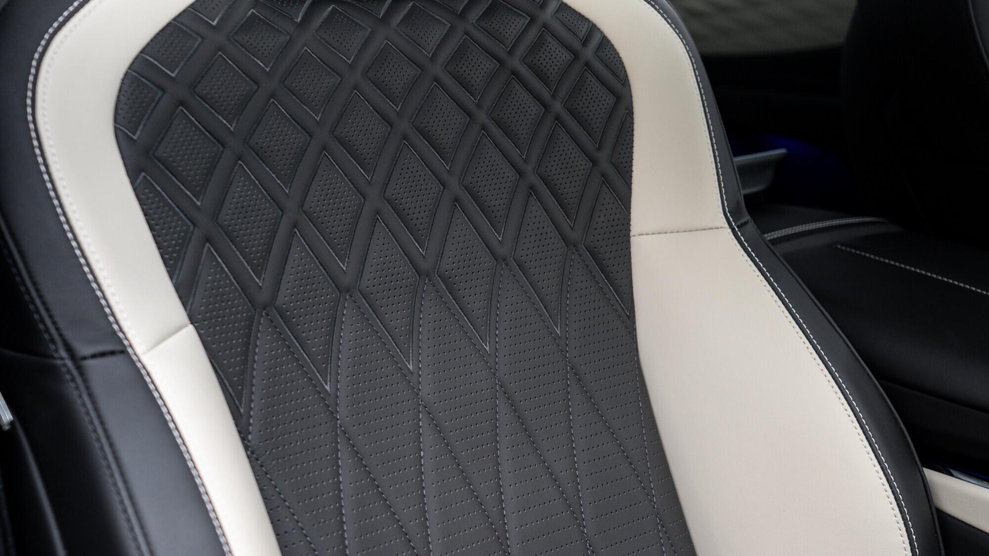 Bentley Flying Spur view 45