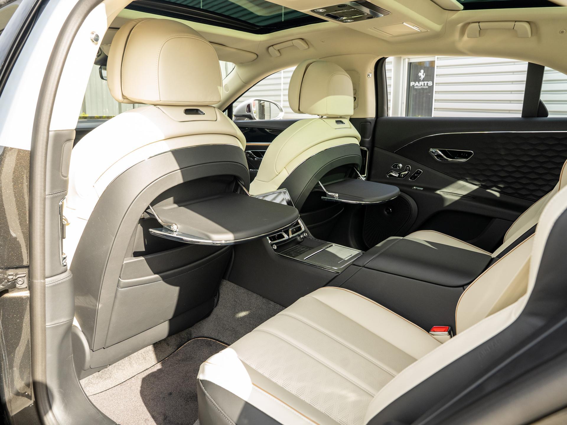 Bentley Flying Spur view 22