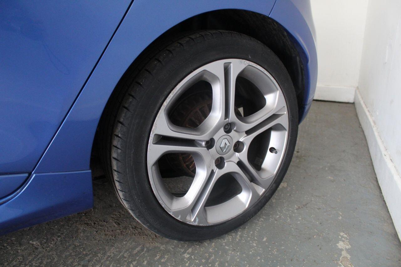 Renault Clio view 60