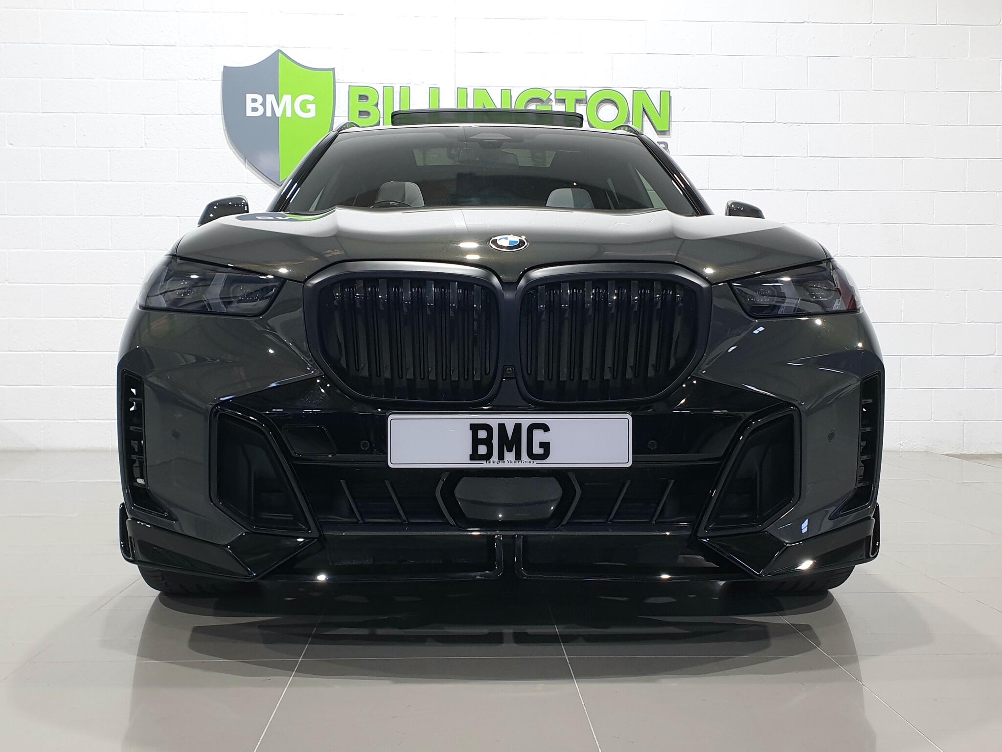 BMW X5 view 2
