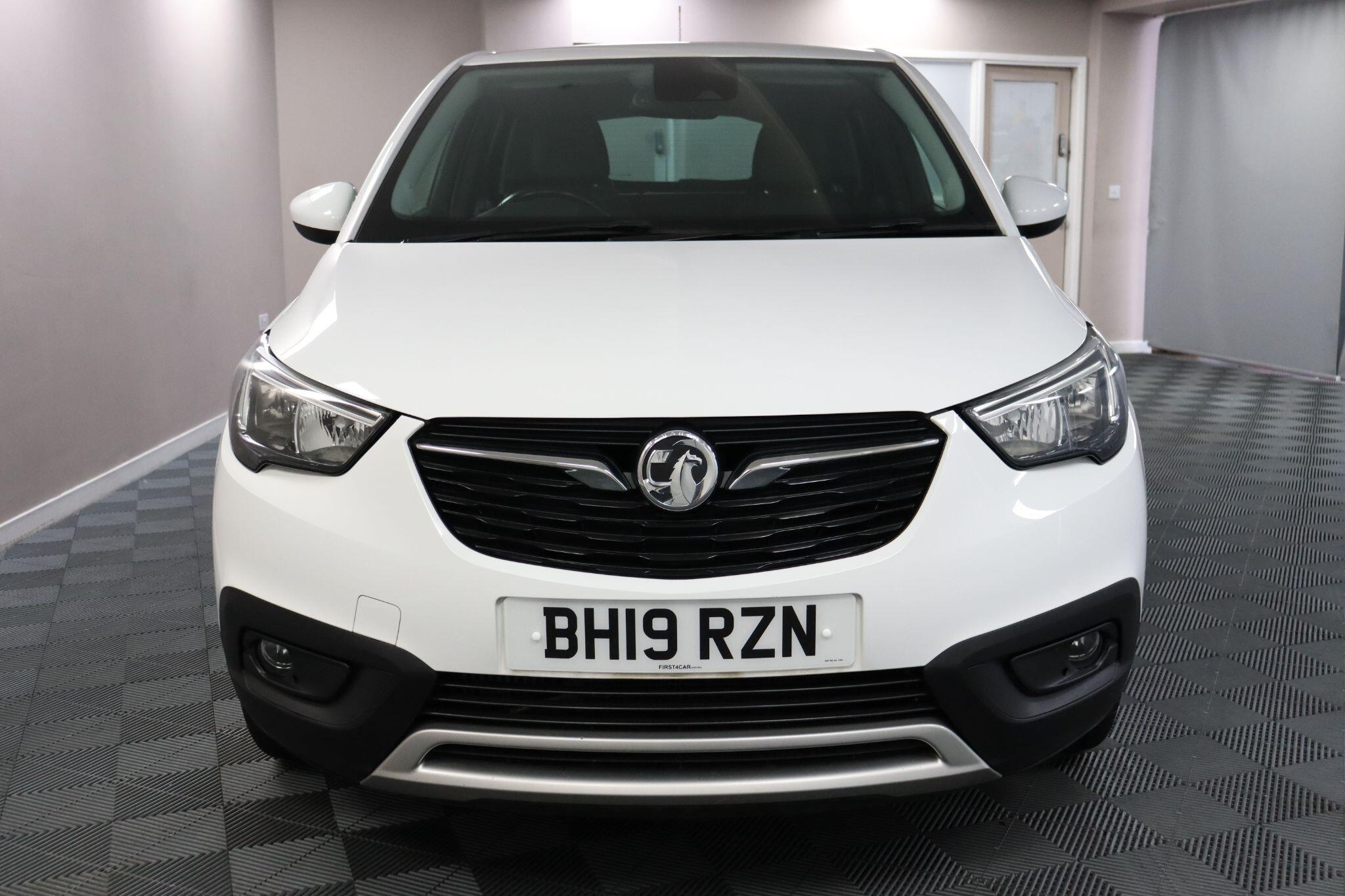 Vauxhall Crossland X view 2