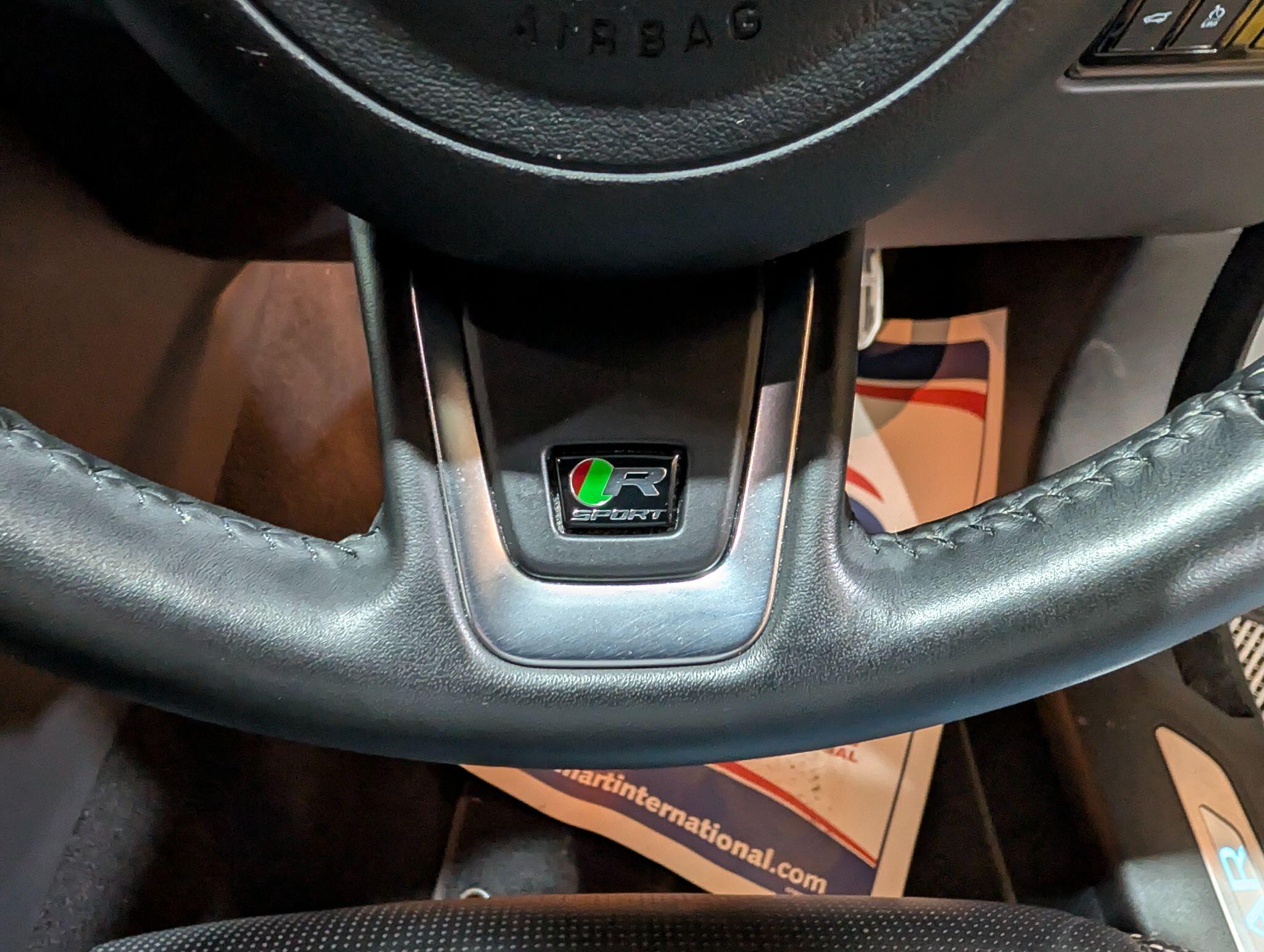 Jaguar F-Pace view 82