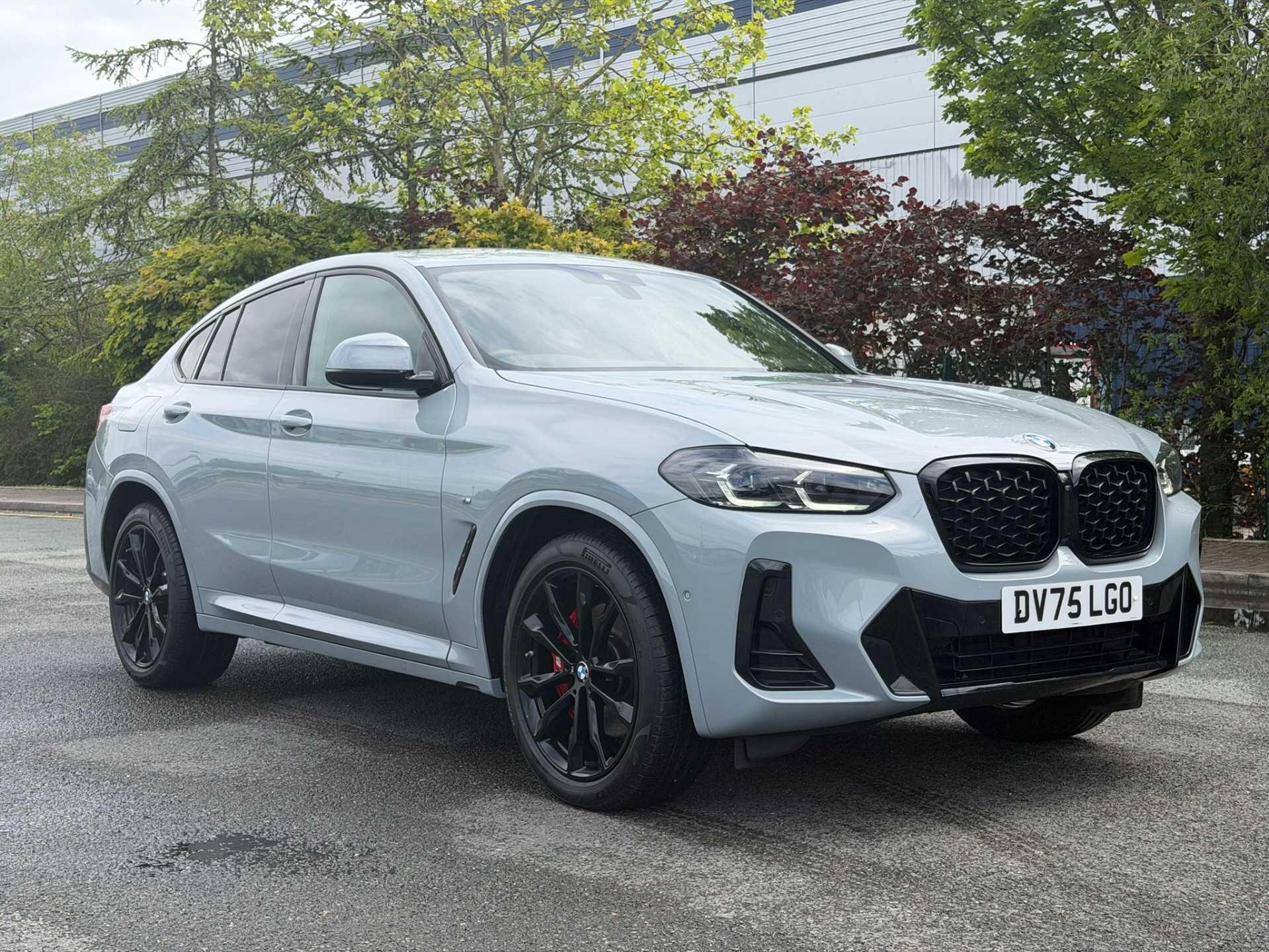 2025 BMW X4