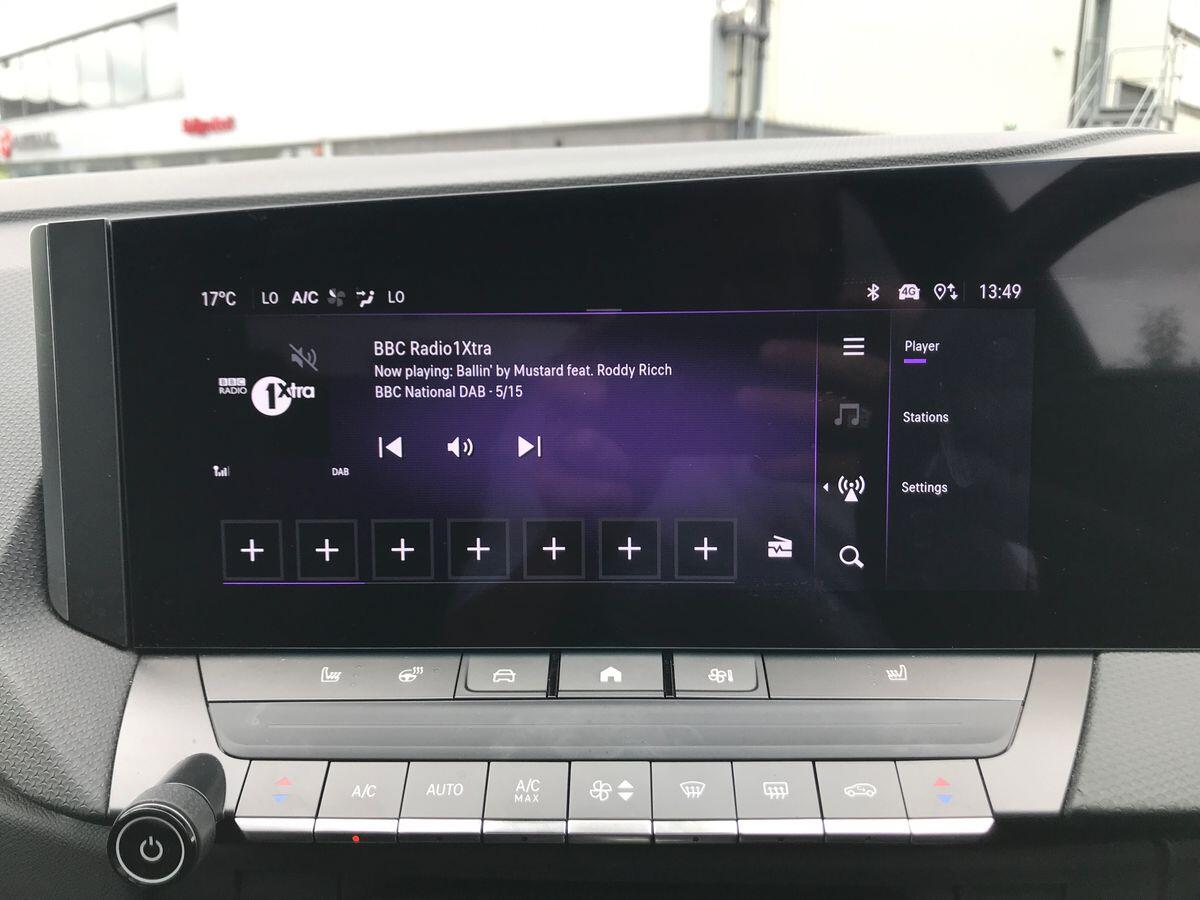 Vauxhall Astra view 18