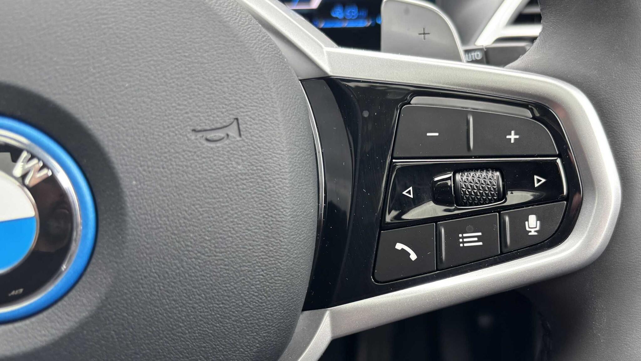 BMW 3 Series view 19
