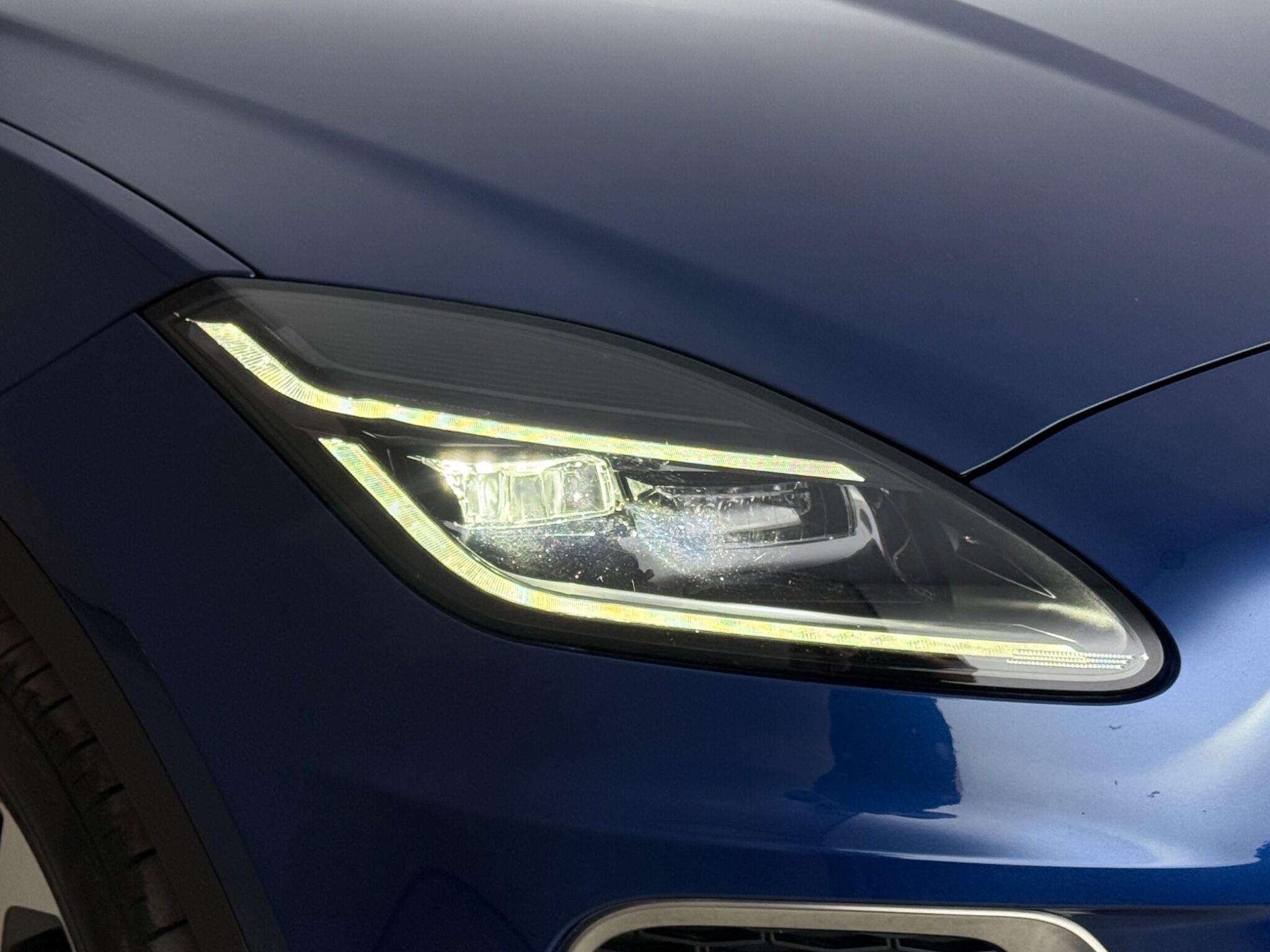 Jaguar E-Pace view 11