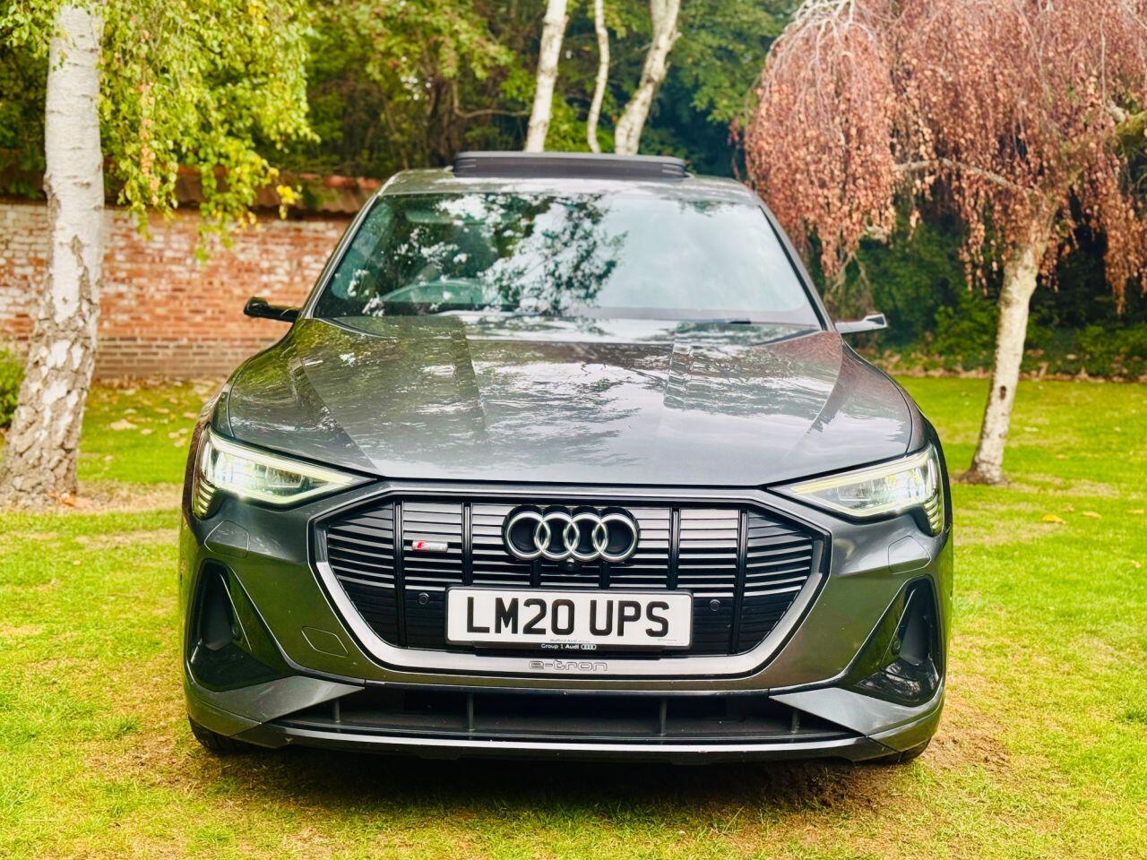Audi E-Tron view 4