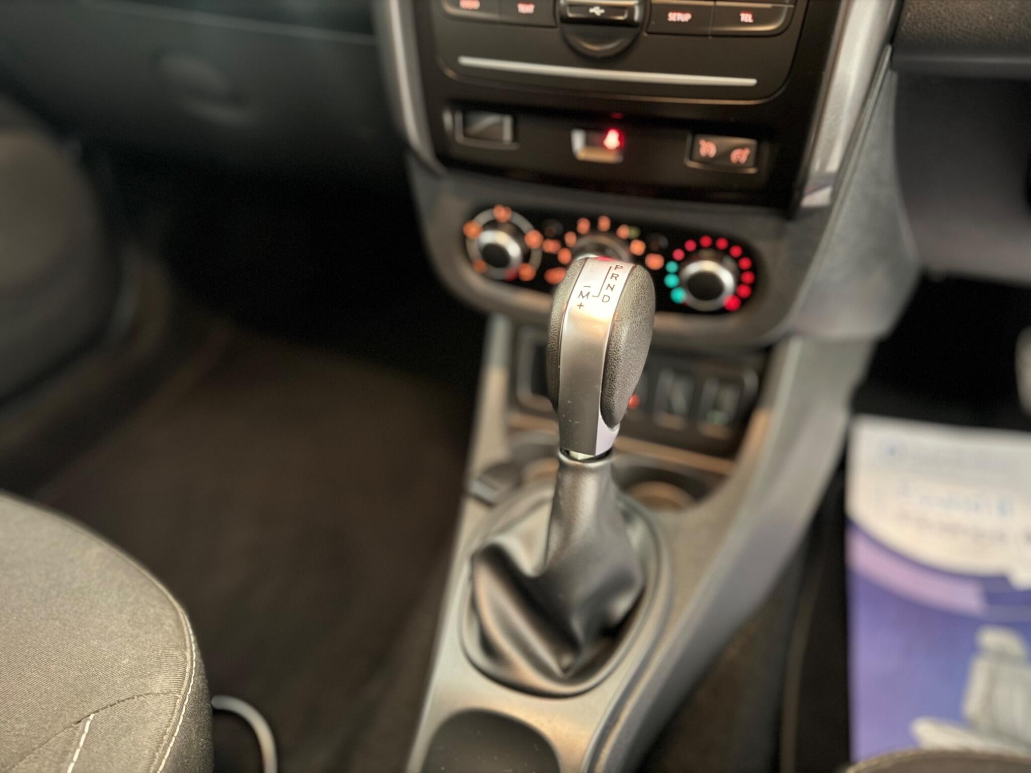 Dacia Duster view 34