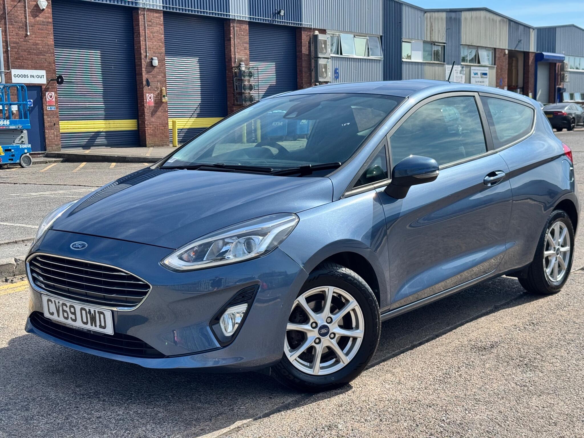 Ford Fiesta view 3