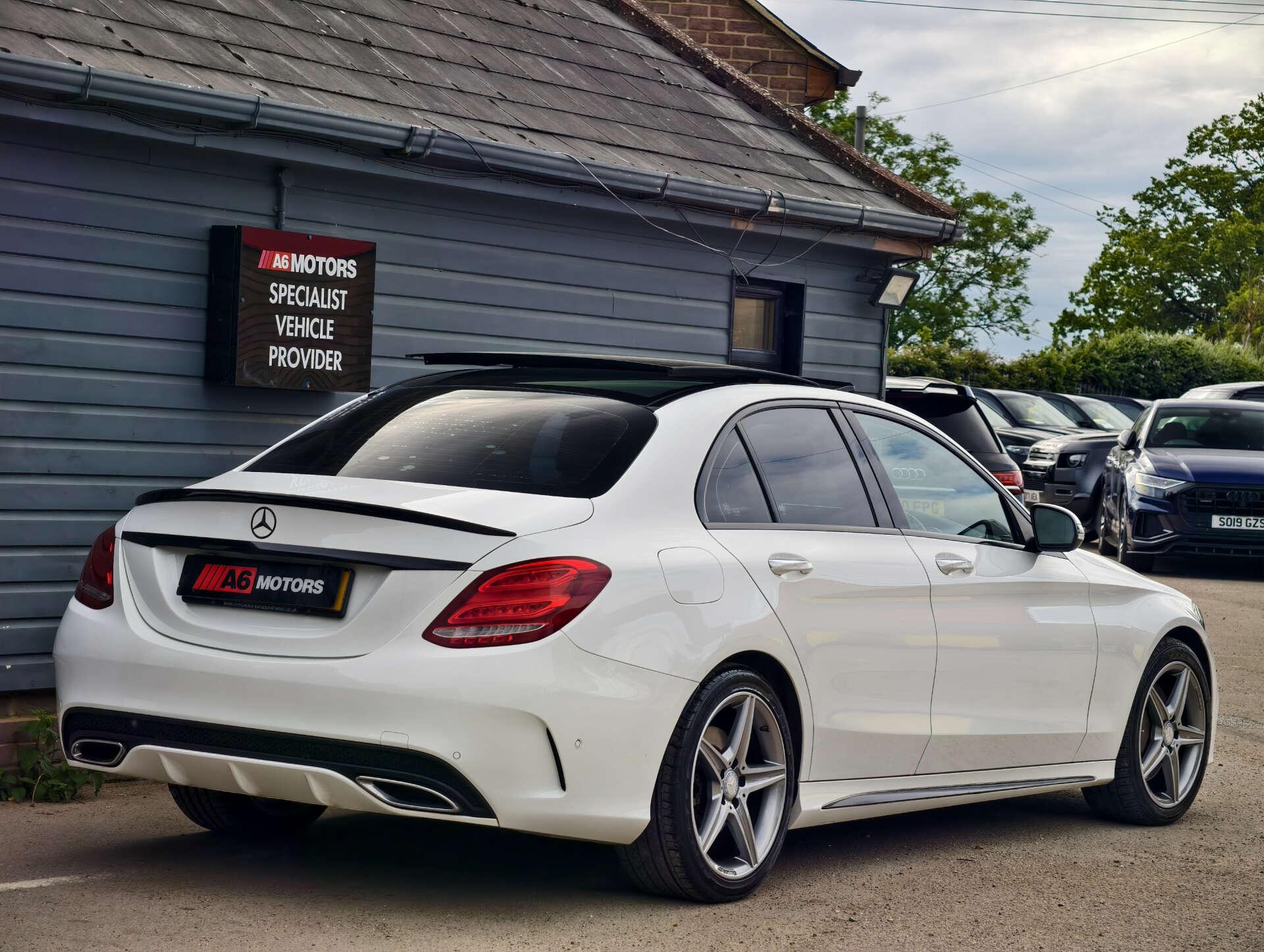 Mercedes-Benz C Class view 14