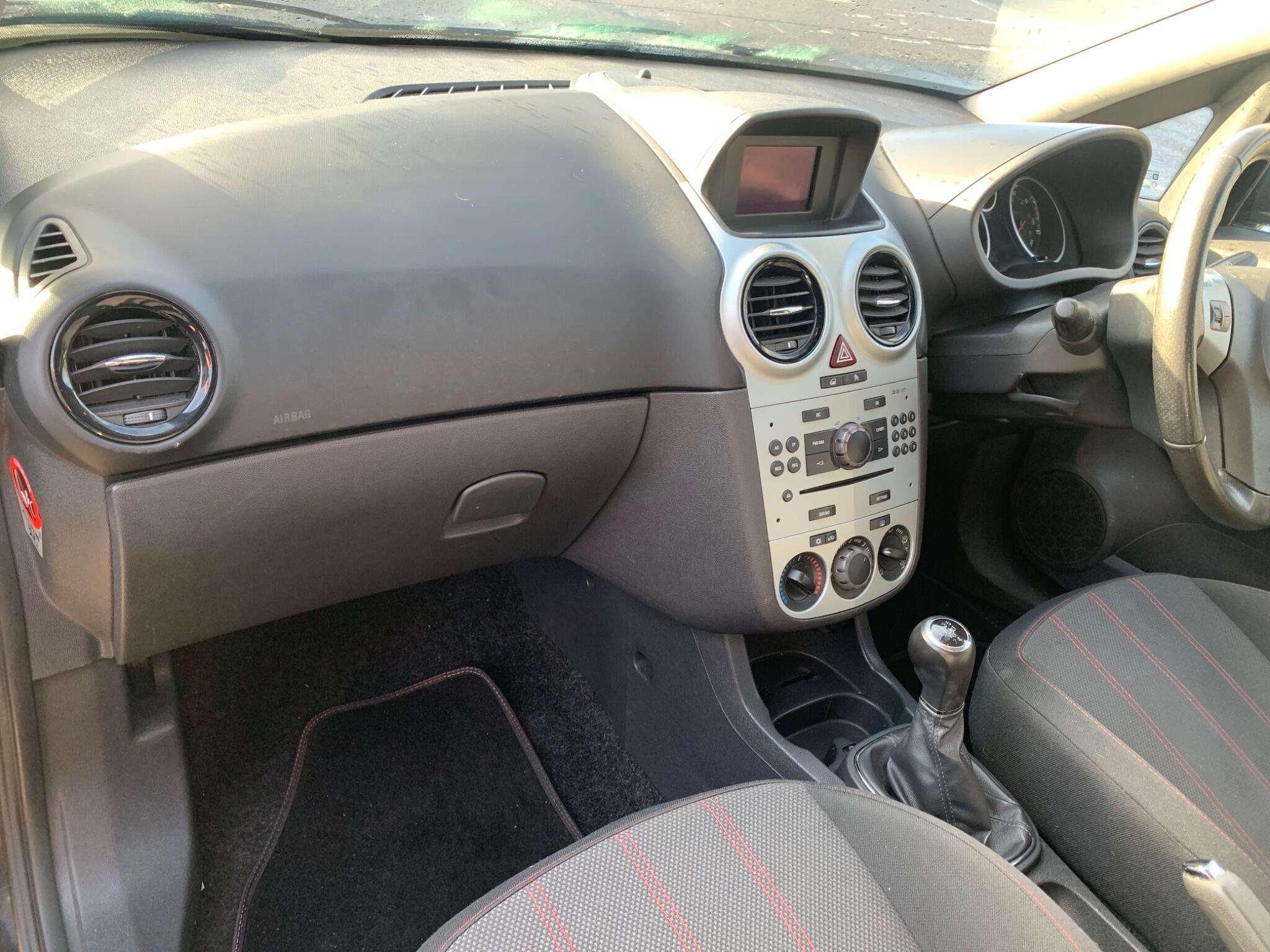 2009 Vauxhall Corsa image 14