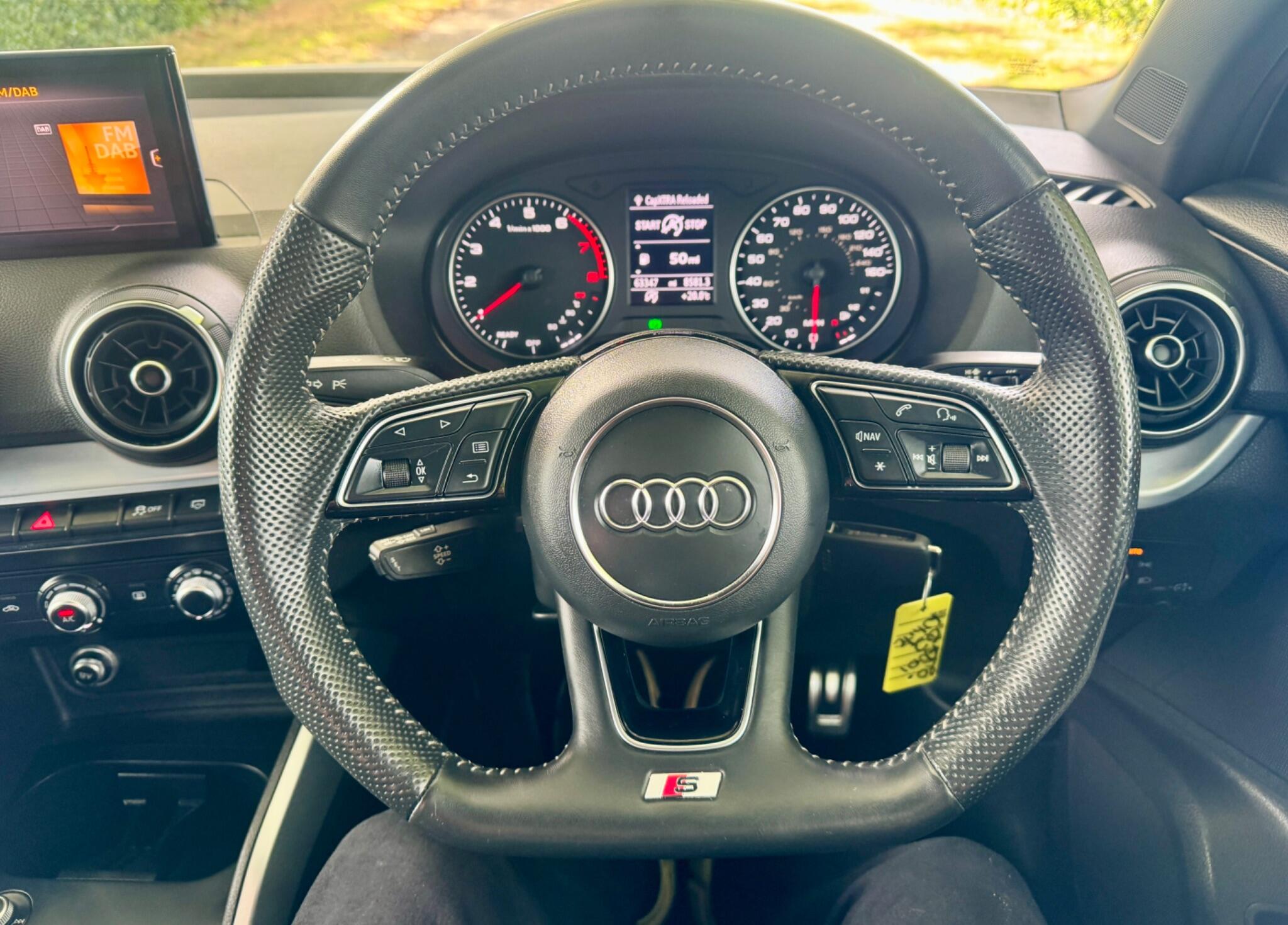 Audi Q2 view 78