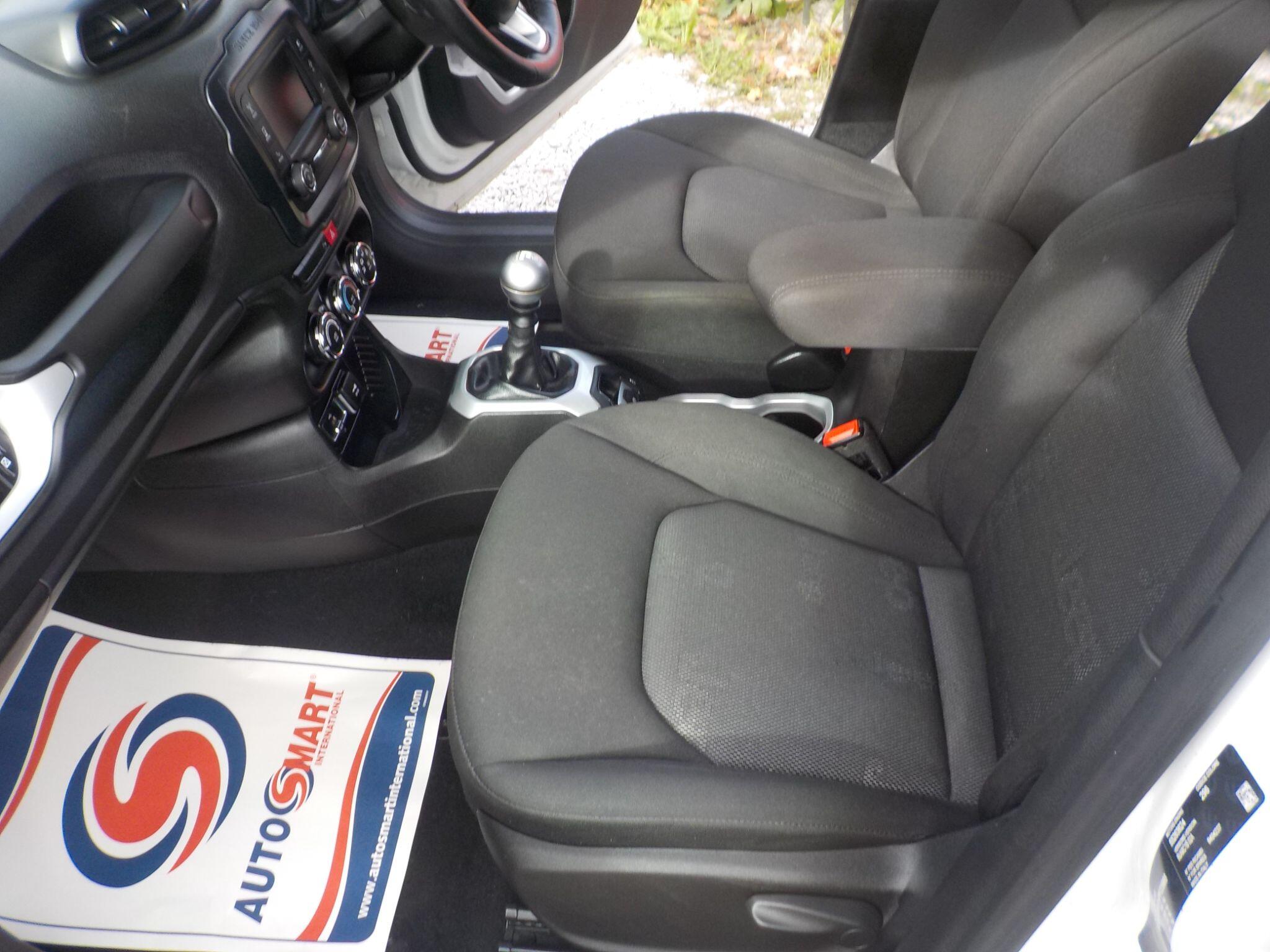 Jeep Renegade 1.4T MultiAirII Longitude Euro 6 (s/s) 5dr