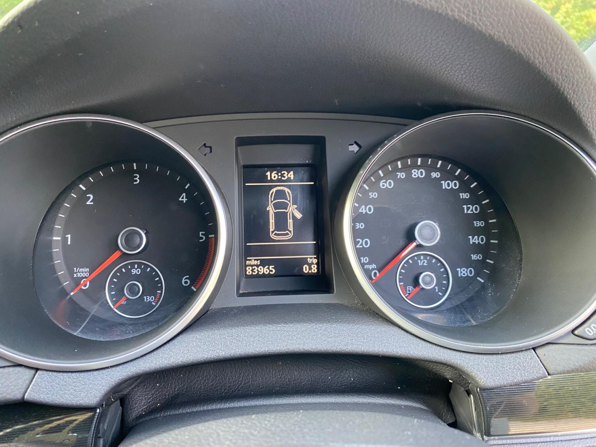 Volkswagen Golf view 9